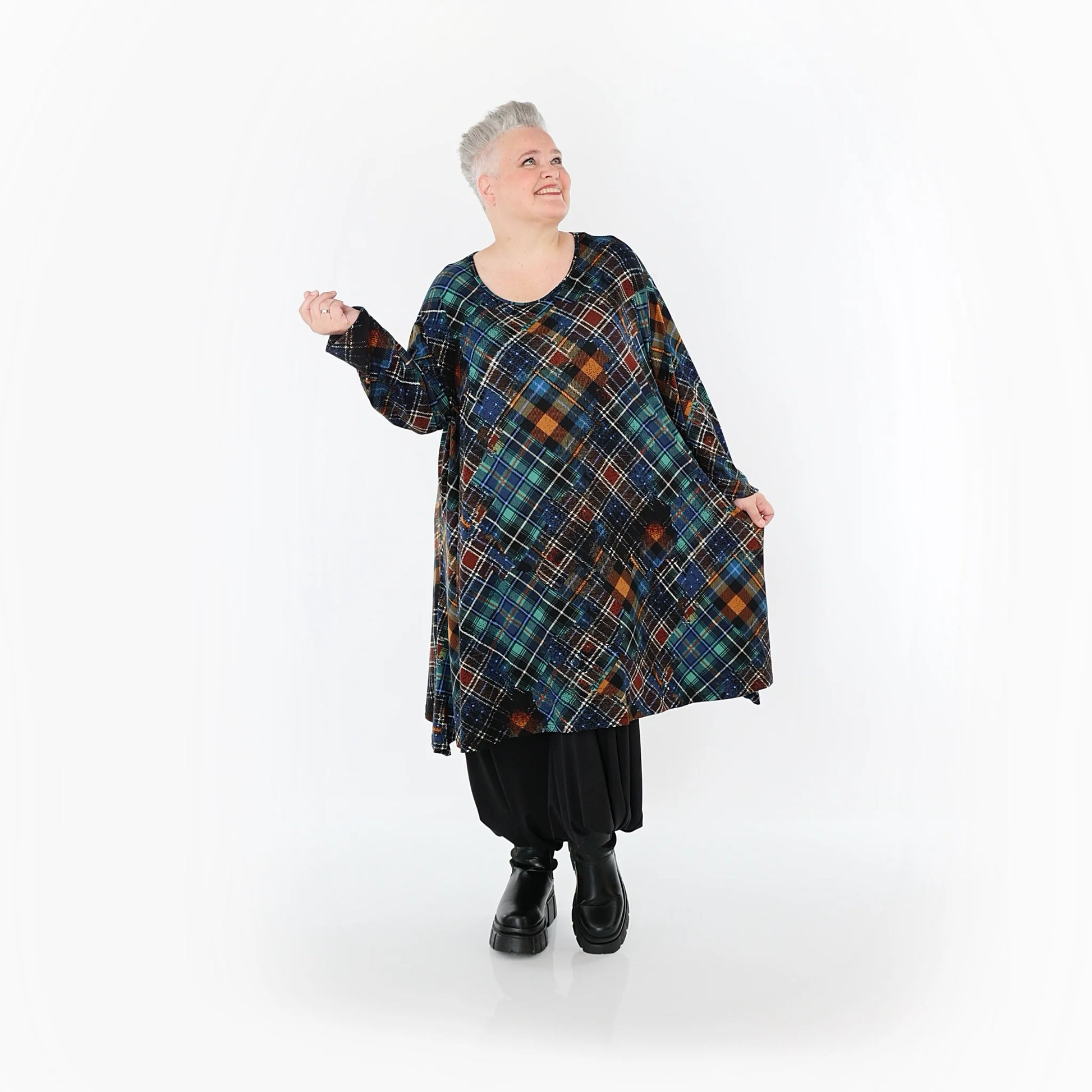 A-Form Bigshirt von AKH Fashion aus Viskose, 1518.02666, Multicolor/Grün, Kariert, Ausgefallen