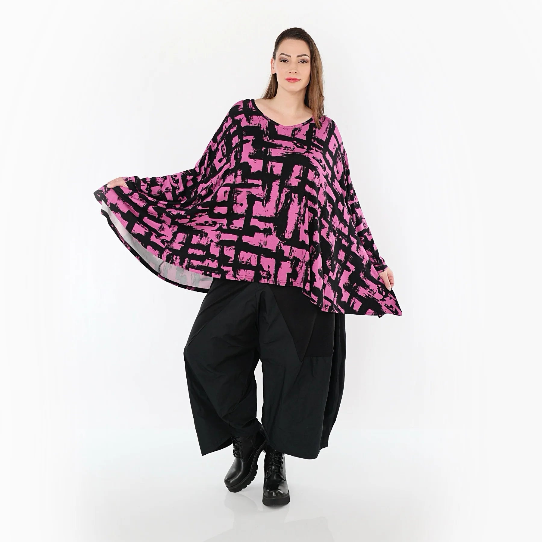  A-Form Bigshirt von AKH Fashion aus Viskose, 1519.02593, Fuchsia/Schwarz, Pinselstrich