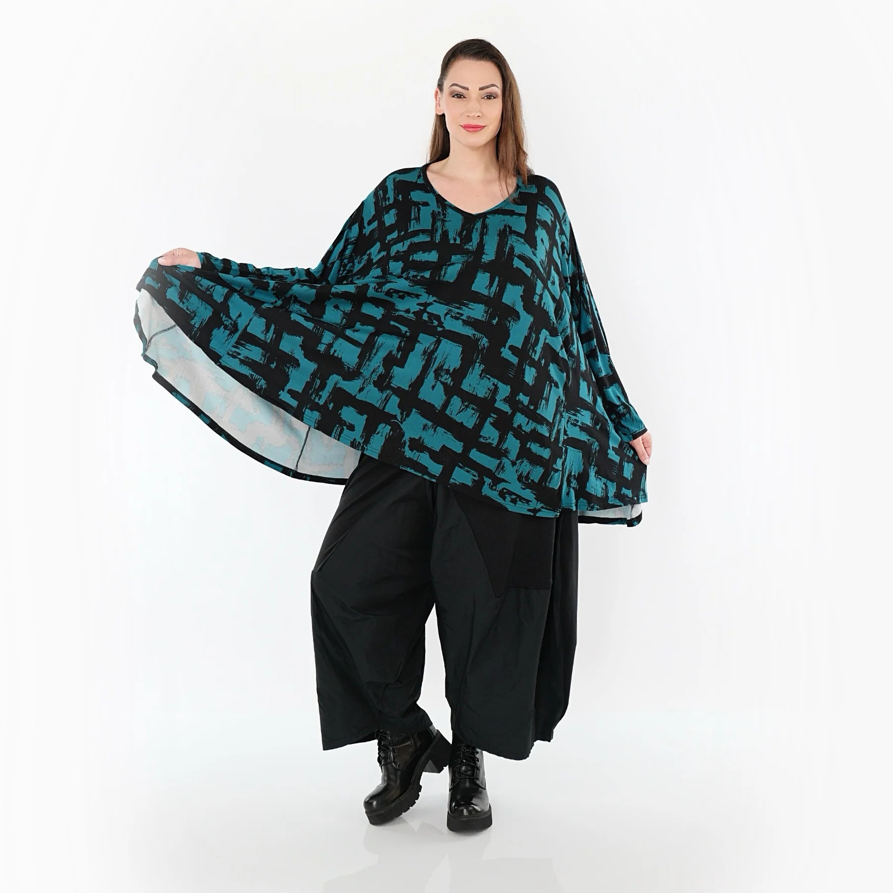  A-Form Bigshirt von AKH Fashion aus Viskose, 1519.02593, Petrol/Schwarz, Pinselstrich, Schick