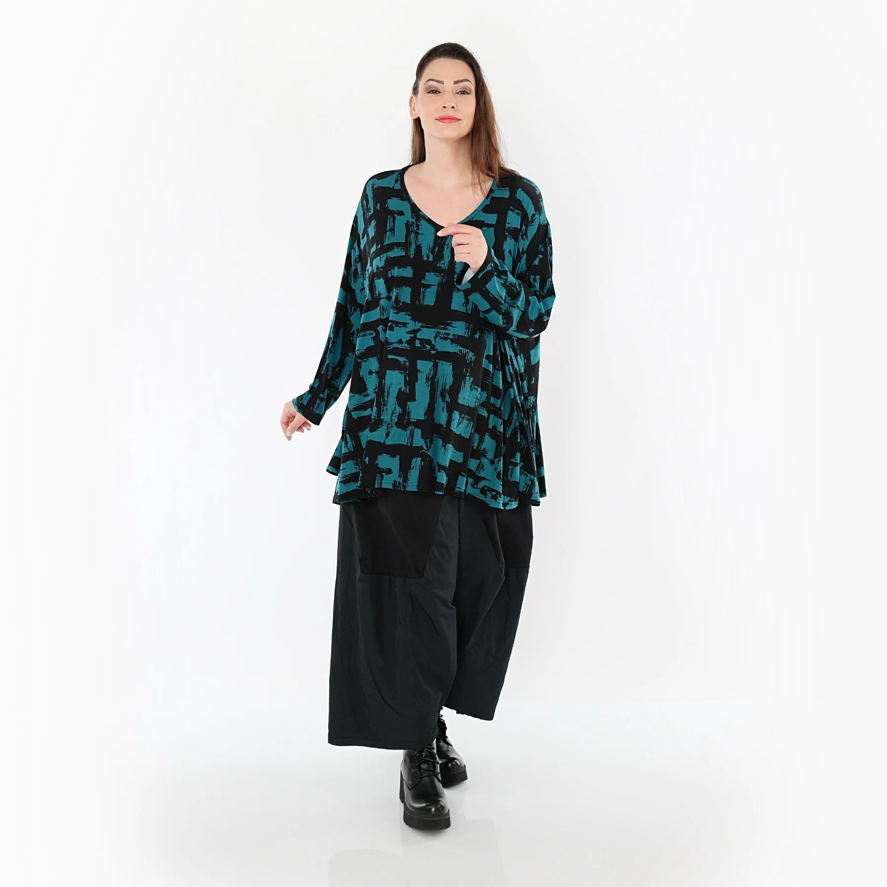  A-Form Bigshirt von AKH Fashion aus Viskose, 1519.02593, Petrol/Schwarz, Pinselstrich, Schick