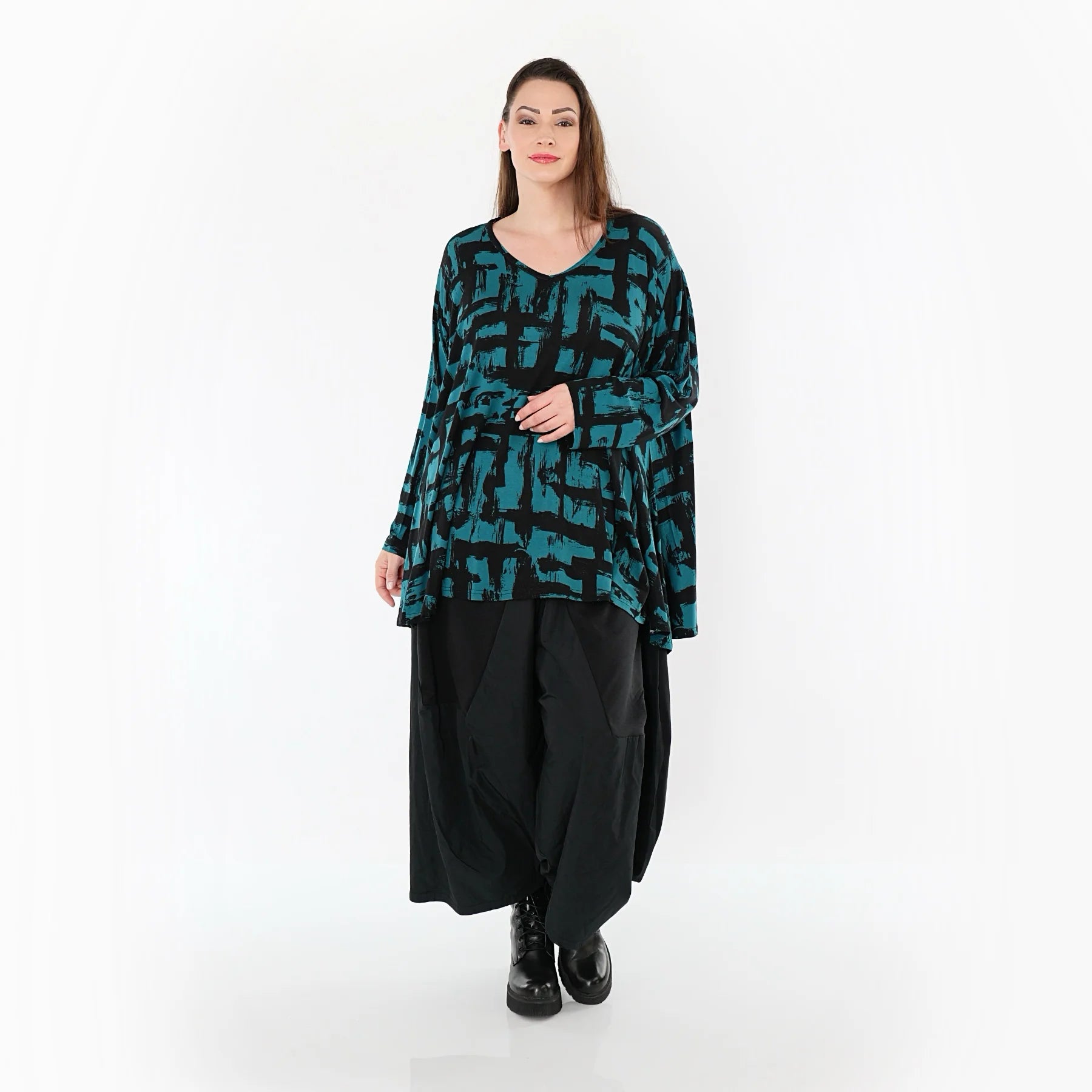  A-Form Bigshirt von AKH Fashion aus Viskose, 1519.02593, Petrol/Schwarz, Pinselstrich, Schick