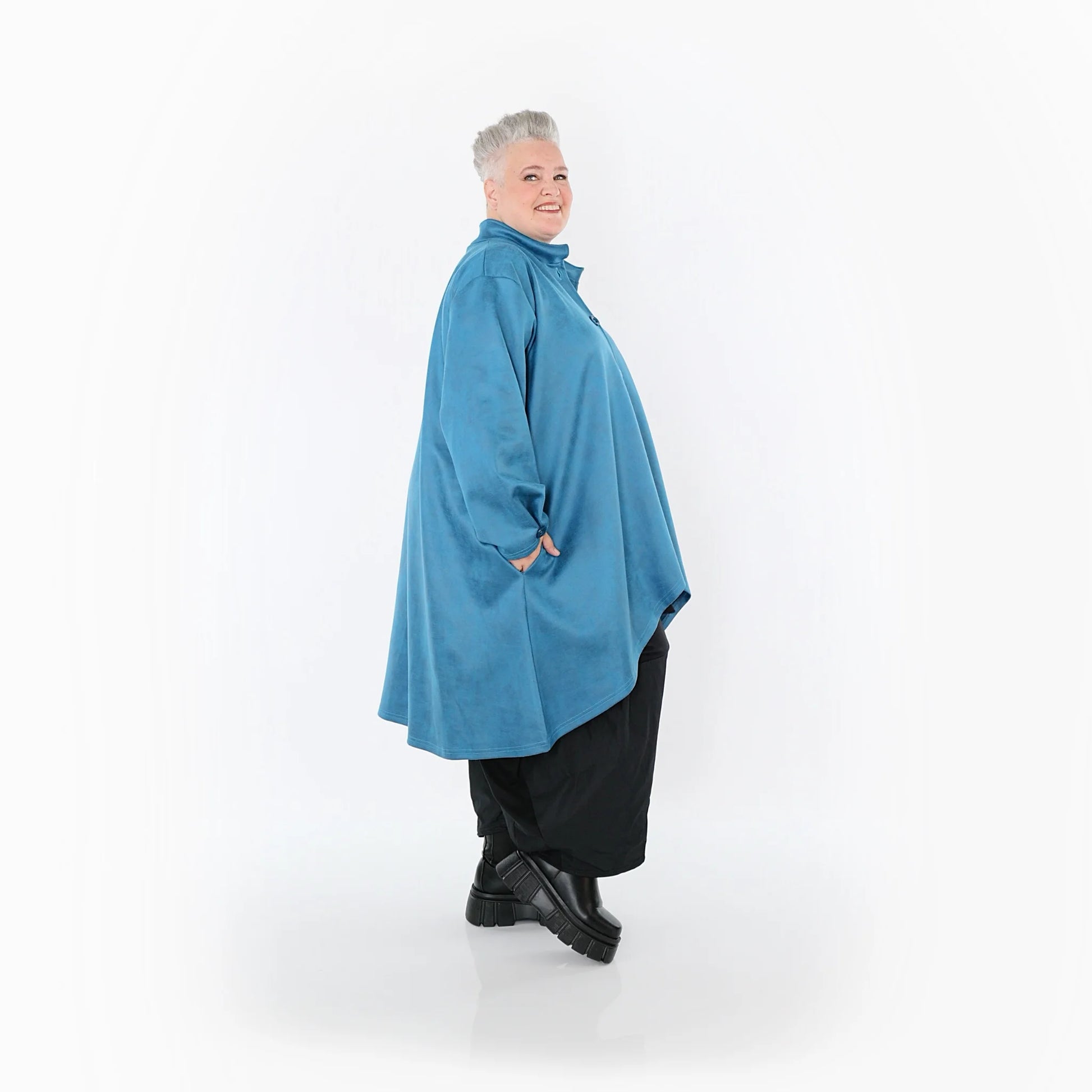  AKH Fashion Jacke in Vokuhila-Form, aus Polyester, 1520.07119, Petrol, Ausgefallen, Schick