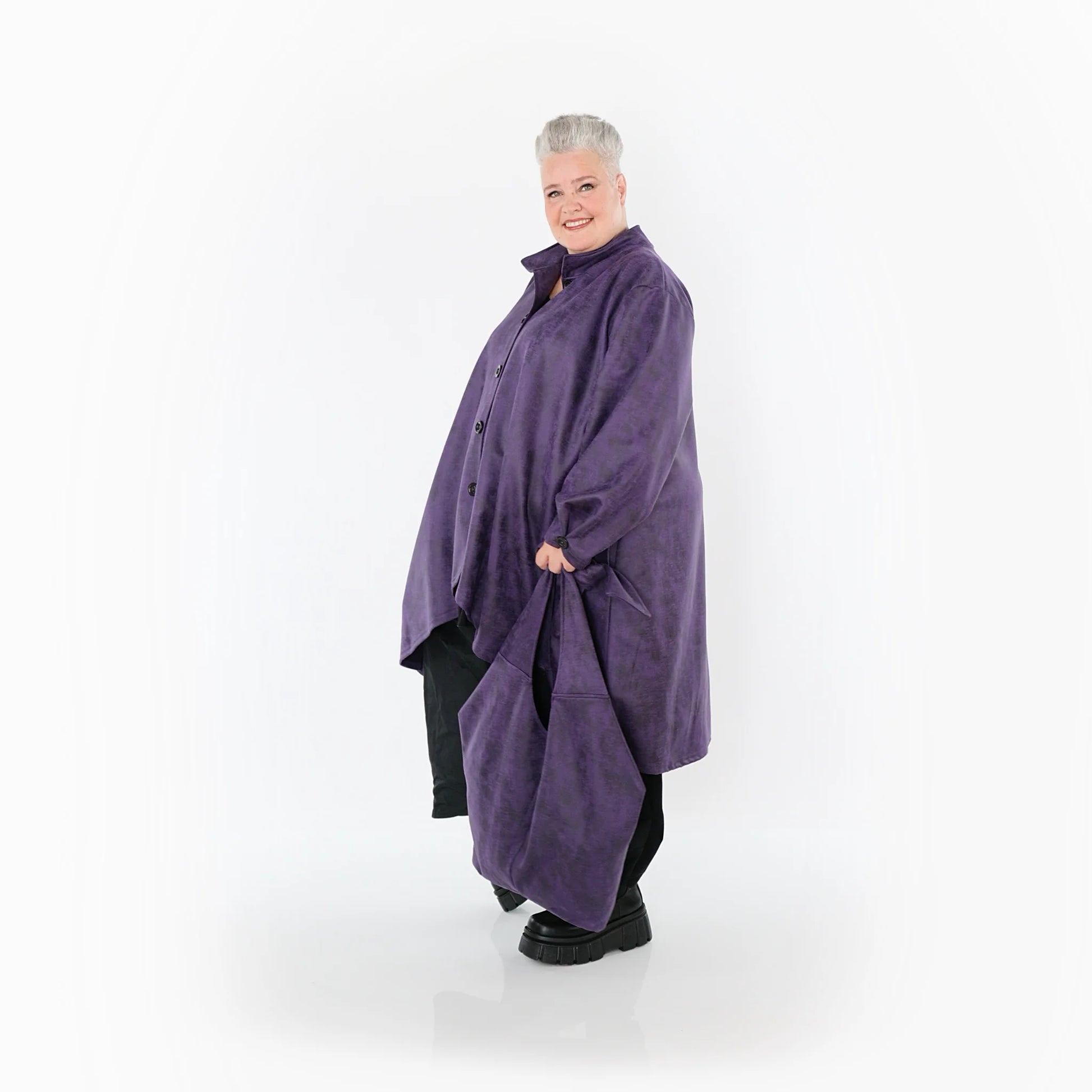  AKH Fashion Jacke in Vokuhila-Form, aus Polyester, 1520.07119, Violett, Ausgefallen