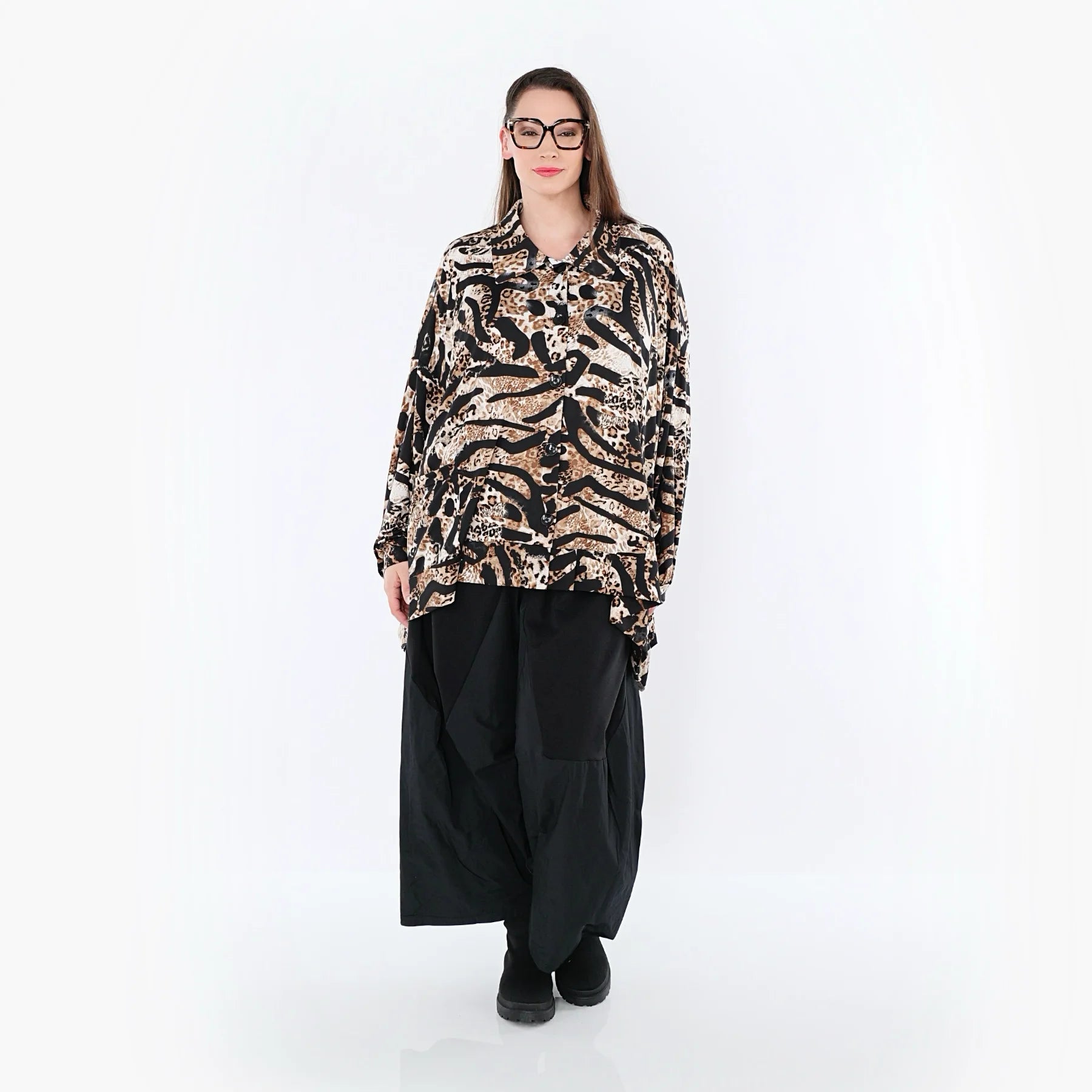  A-Form Bluse von AKH Fashion aus Materialmix, 1521.07132, Schwarz/Cognac/Weiß, Leopard