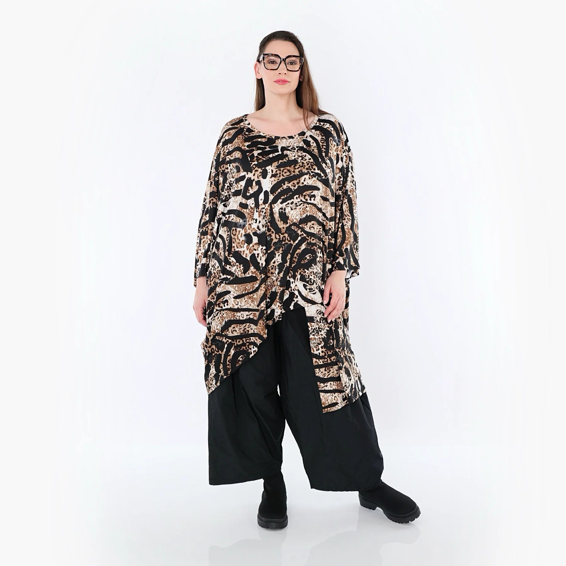  AKH Fashion Bigshirt in asymmetrischer Form, aus Materialmix, 1521.07133, Schick