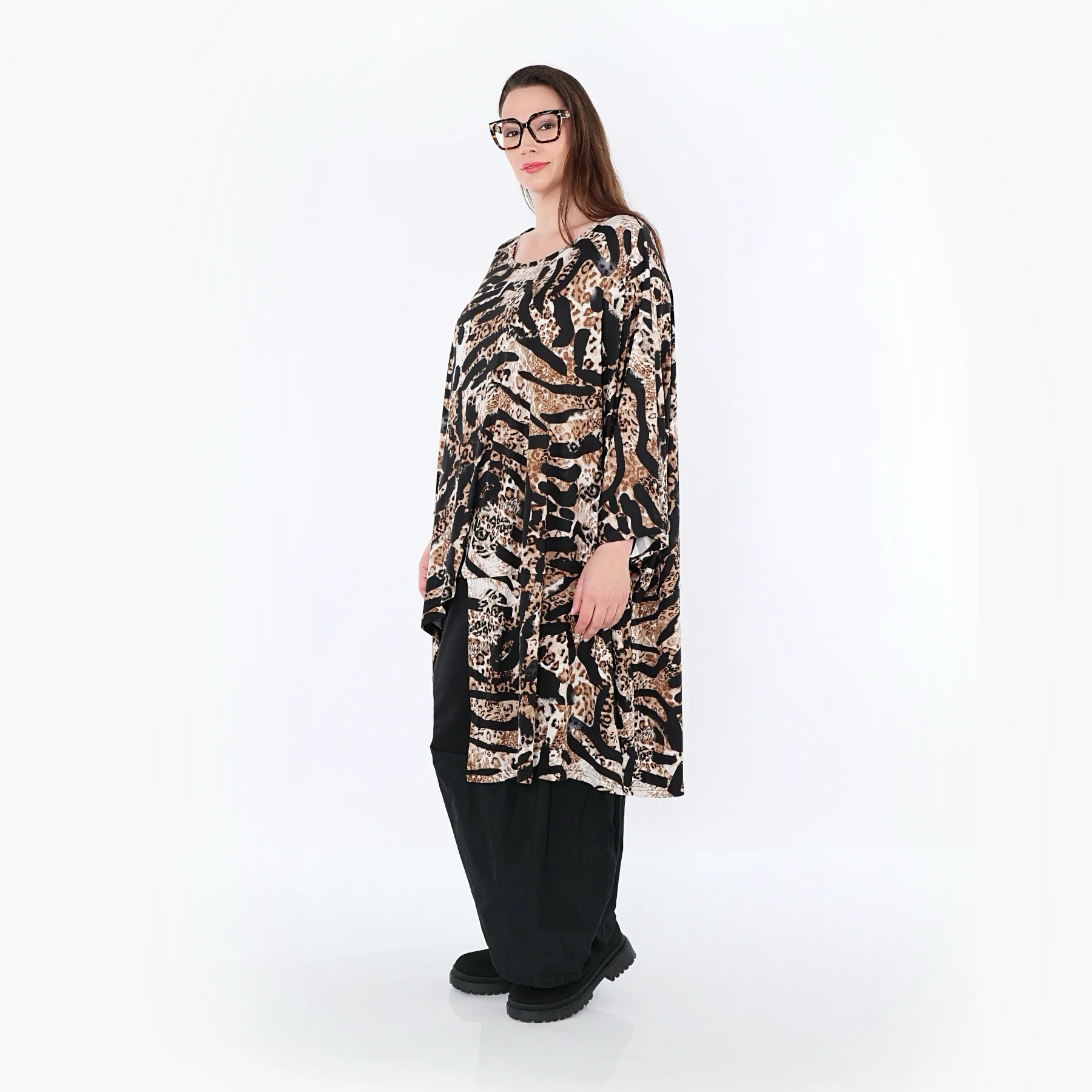  AKH Fashion Bigshirt in asymmetrischer Form, aus Materialmix, 1521.07133, Schick