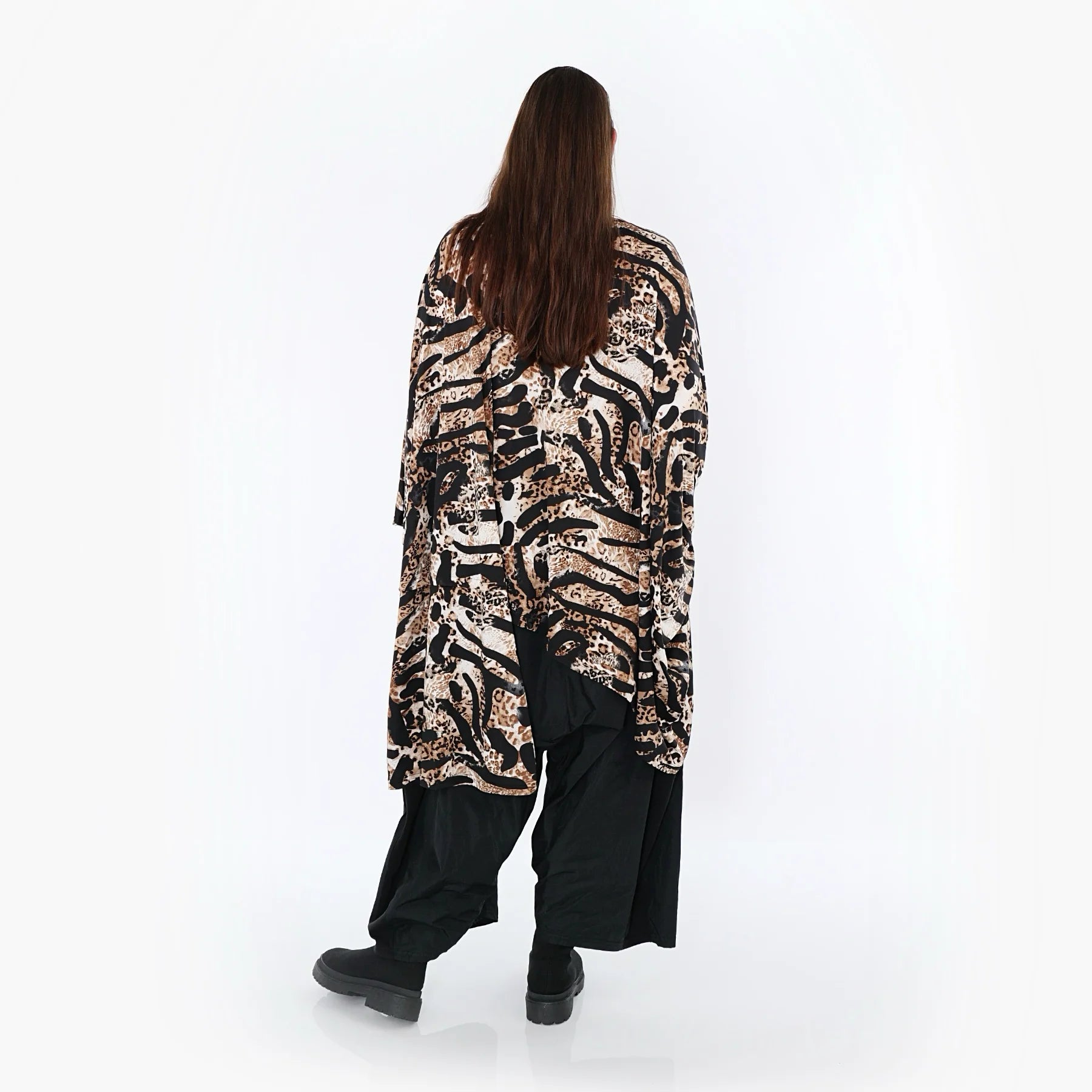  AKH Fashion Bigshirt in asymmetrischer Form, aus Materialmix, 1521.07133, Schick