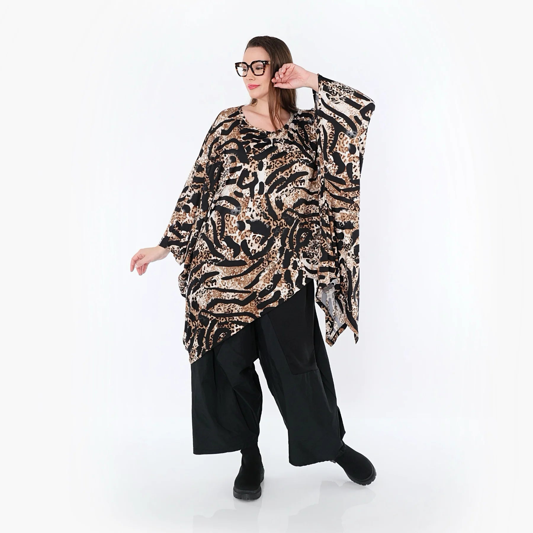  AKH Fashion Bigshirt in asymmetrischer Form, aus Materialmix, 1521.07133, Schick