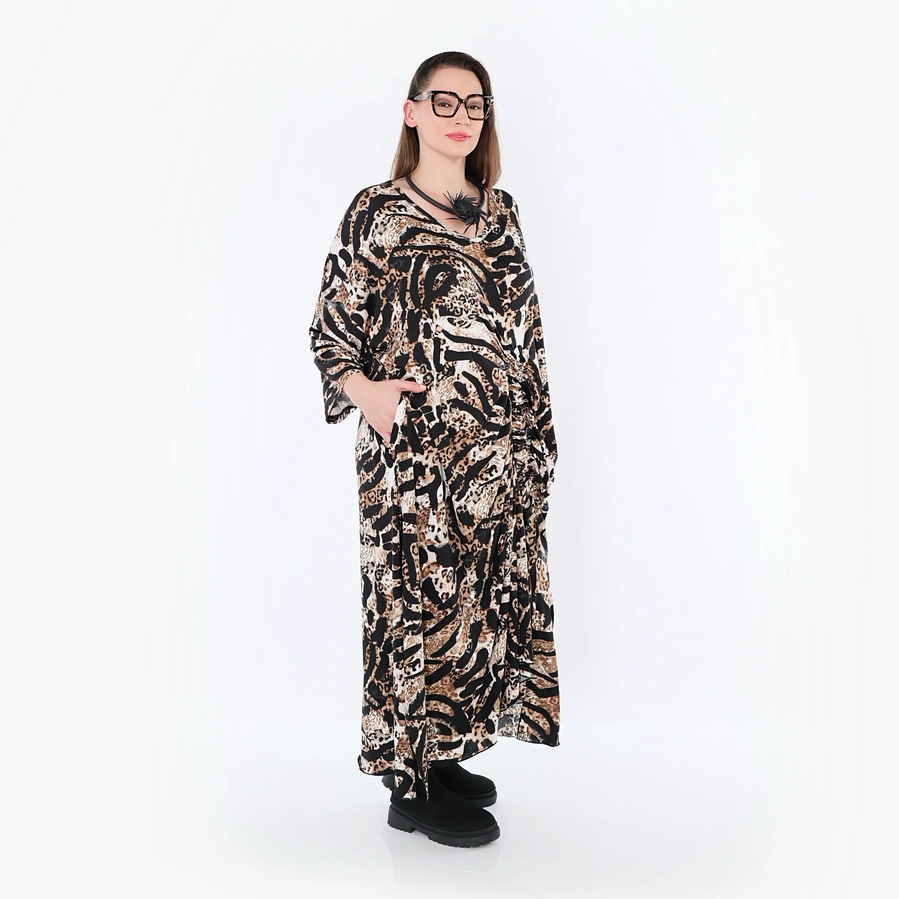  Kleid von AKH Fashion aus Materialmix, 1521.07134, Schwarz/Cognac/Weiß, Leopard, Schick