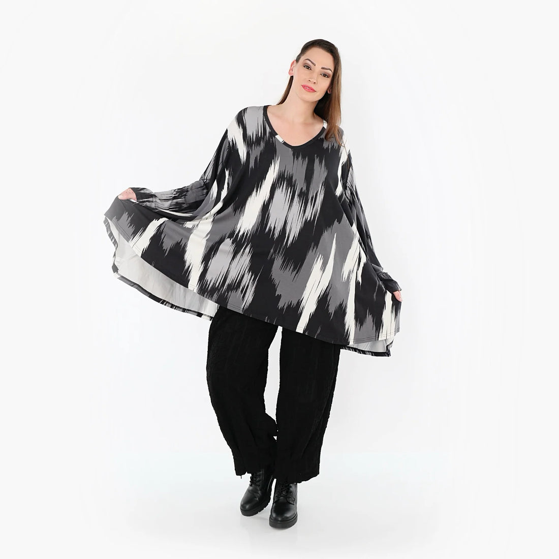  A-Form Bigshirt von AKH Fashion aus Viskose, 1530.00593, Schwarz/Grau/Weiß, Pinselstrich