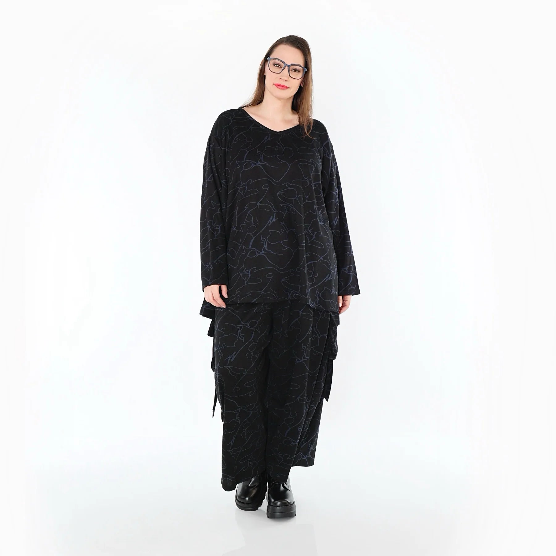  A-Form Bigshirt von AKH Fashion aus Viskose, 1545.00593, Schwarz/Blau, Kringel, Ausgefallen