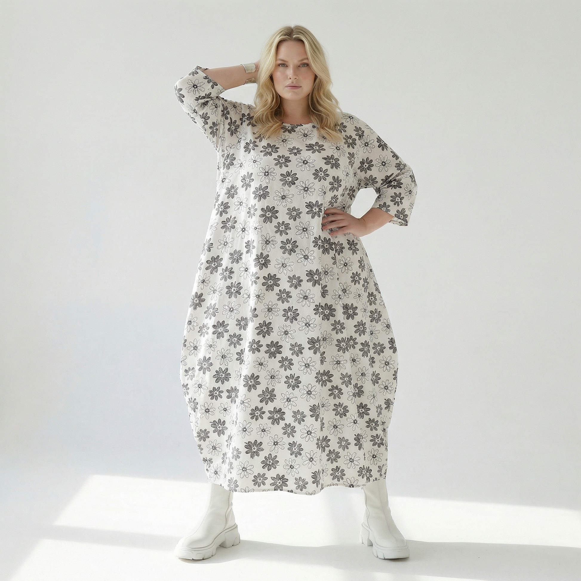 Ballonkleid von AKH Fashion aus Viskose, 1575.01926, Weiß/Schwarz, Blumen, Ausgefallen