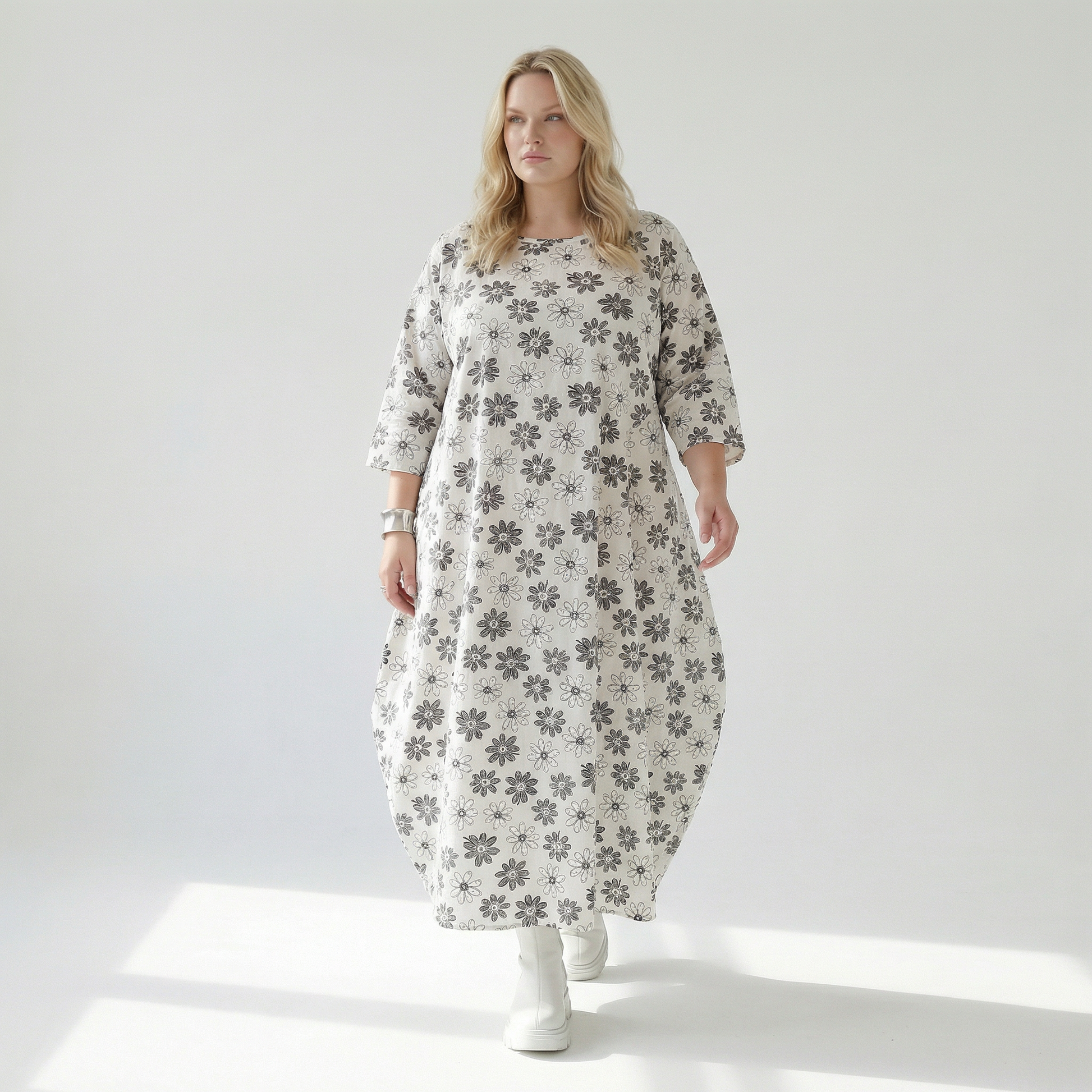 Ballonkleid von AKH Fashion aus Viskose, 1575.01926, Weiß/Schwarz, Blumen, Ausgefallen