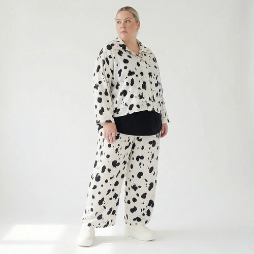 AKH Fashion Jacke in gerundeter Form, aus Viskose, 1579.06910, Weiß/Schwarz, Kleckse