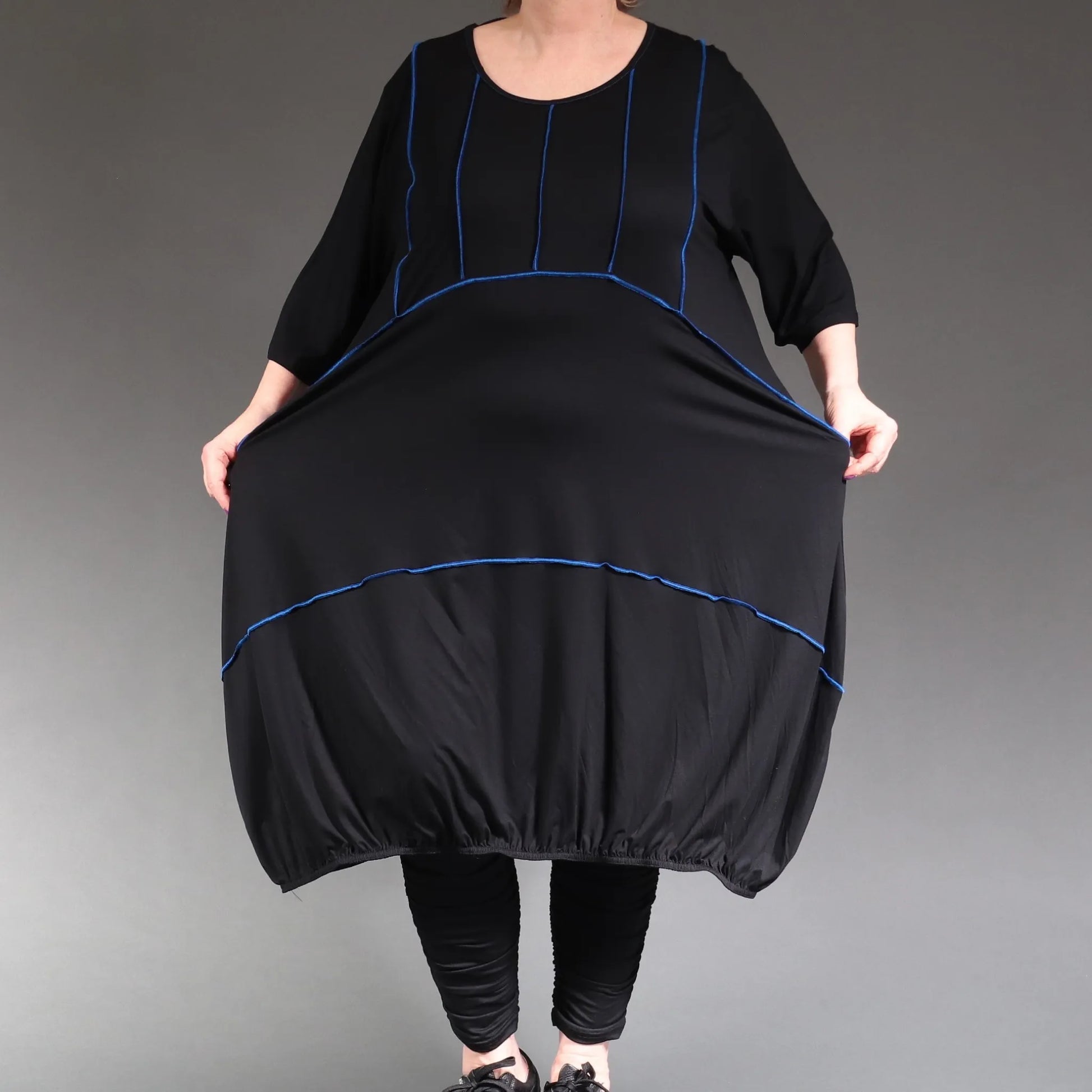  Ballonkleid von AKH Fashion aus Viskose, 1238.06564, Schwarz-Blau, Unifarben, Ausgefallen