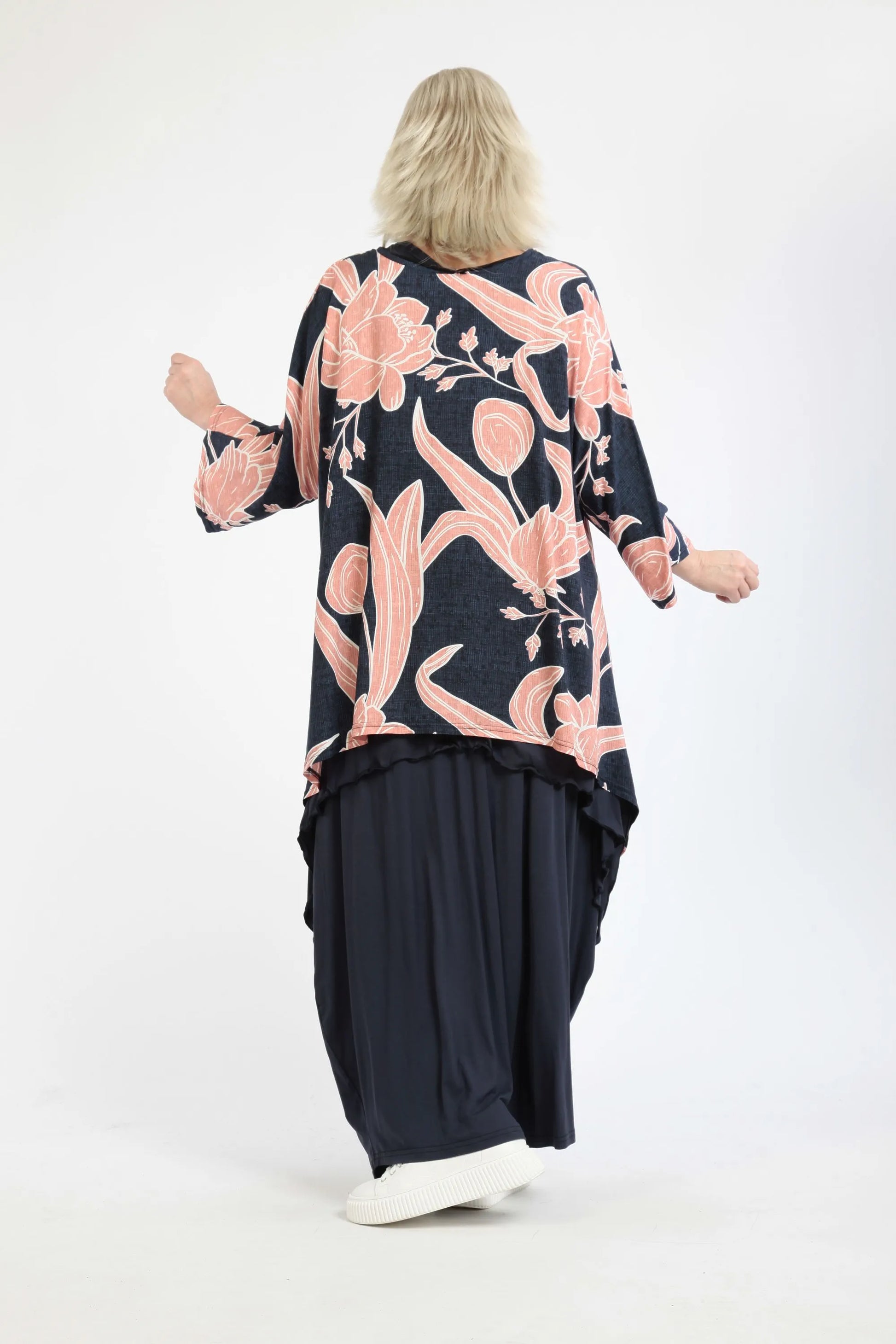  A-Form Bigshirt von AKH Fashion aus Viskose, 1245.06588, Blau-Koralle, Blumen, Ausgefallen