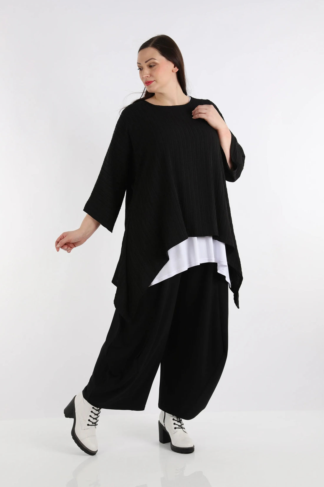  A-Form Bigshirt von AKH Fashion aus Viskose, 1254.06588, Schwarz, Unifarben, Schick, Modern