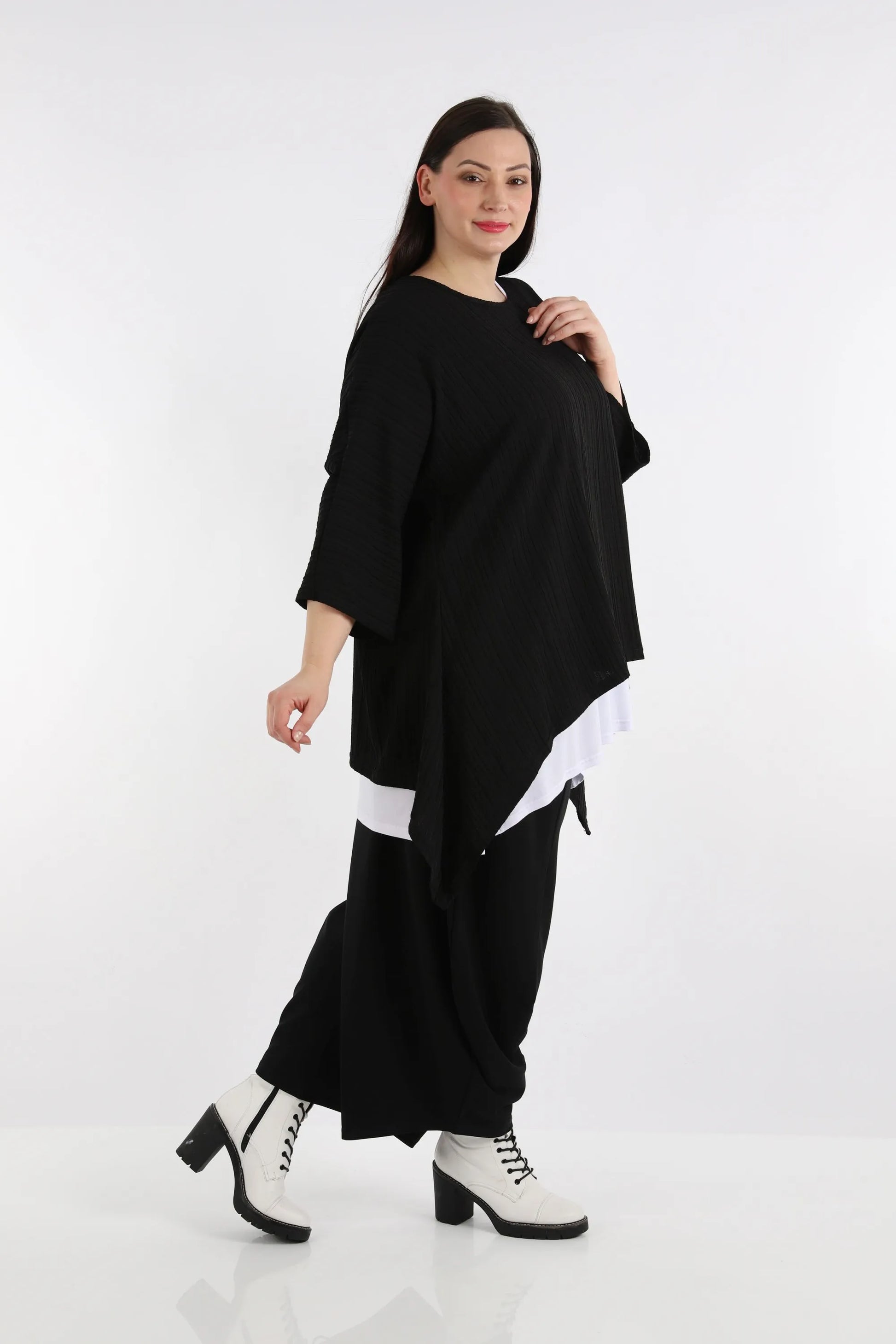  A-Form Bigshirt von AKH Fashion aus Viskose, 1254.06588, Schwarz, Unifarben, Schick, Modern