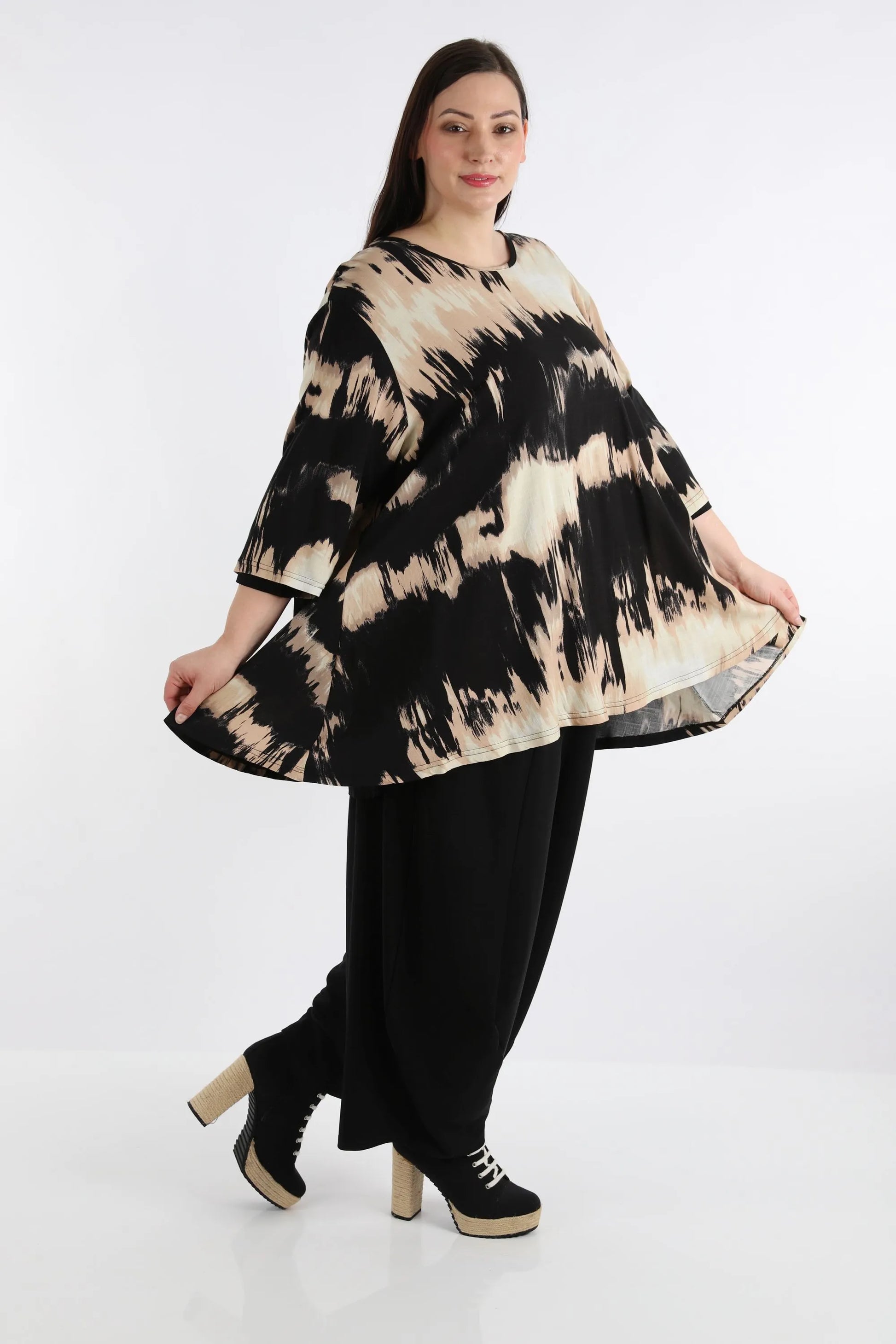  A-Form Bigshirt von AKH Fashion aus Rayon, 1258.00593, Schwarz-Beige, Batik, Schick, Modern