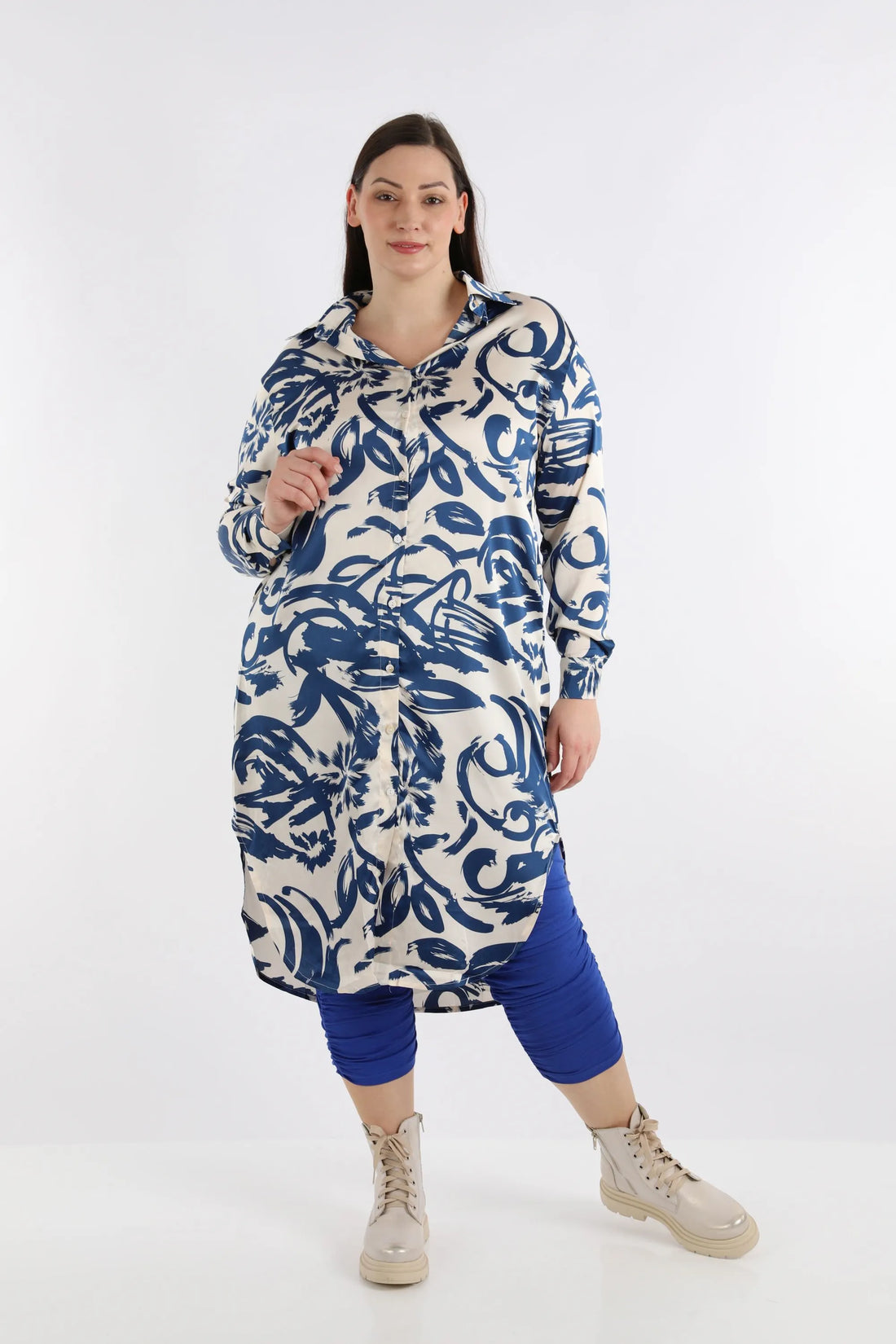  Bluse von AKH Fashion aus Viskose in gerundeter Form, 1275.02502, Ecru-Blau, Ausgefallen