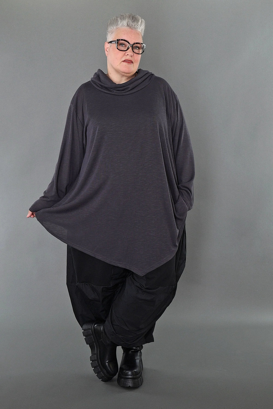  A-Form Bigshirt von AKH Premium aus Viskose, P1008.0516, Dunkelgrau, Ausgefallen, Zeitlos