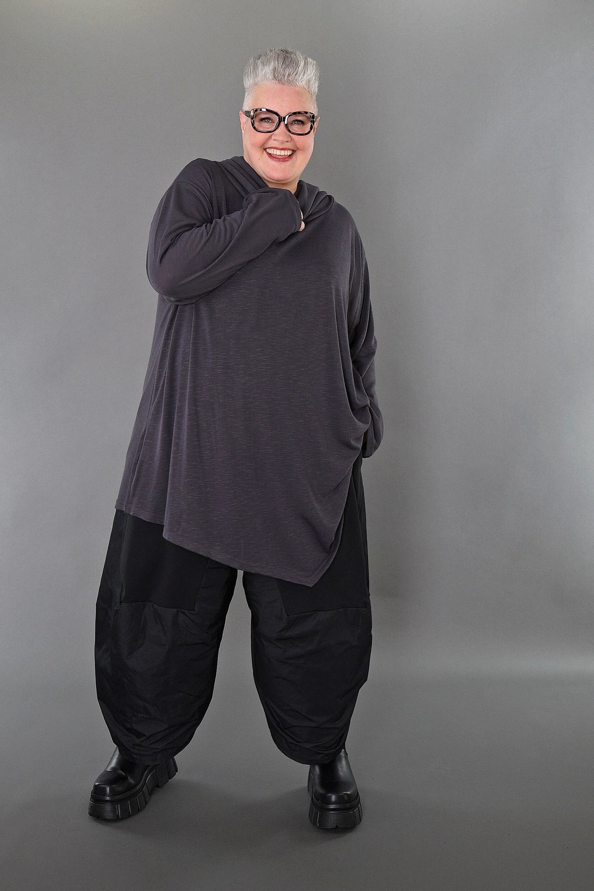  A-Form Bigshirt von AKH Premium aus Viskose, P1008.0516, Dunkelgrau, Ausgefallen, Zeitlos
