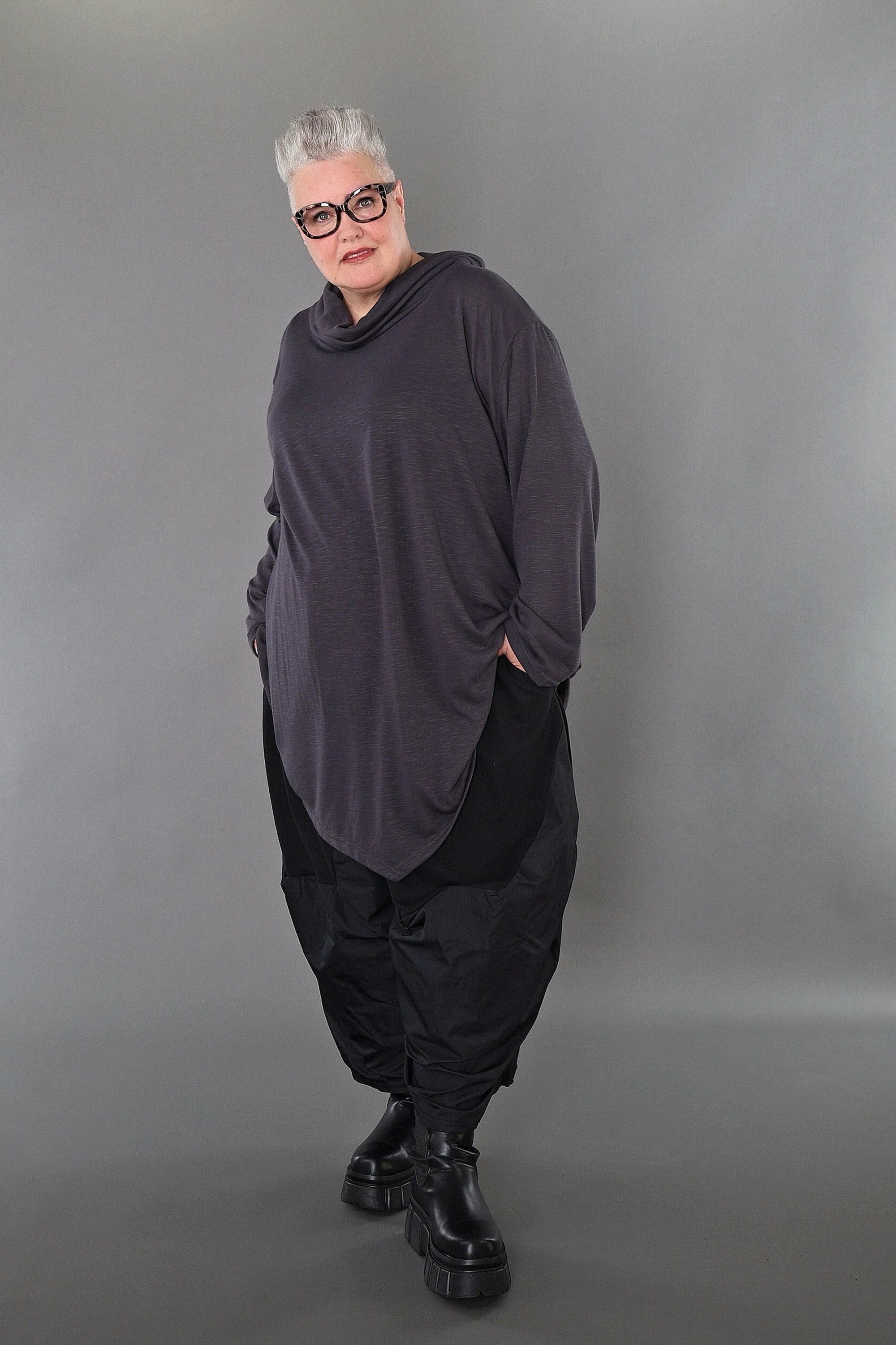  A-Form Bigshirt von AKH Premium aus Viskose, P1008.0516, Dunkelgrau, Ausgefallen, Zeitlos