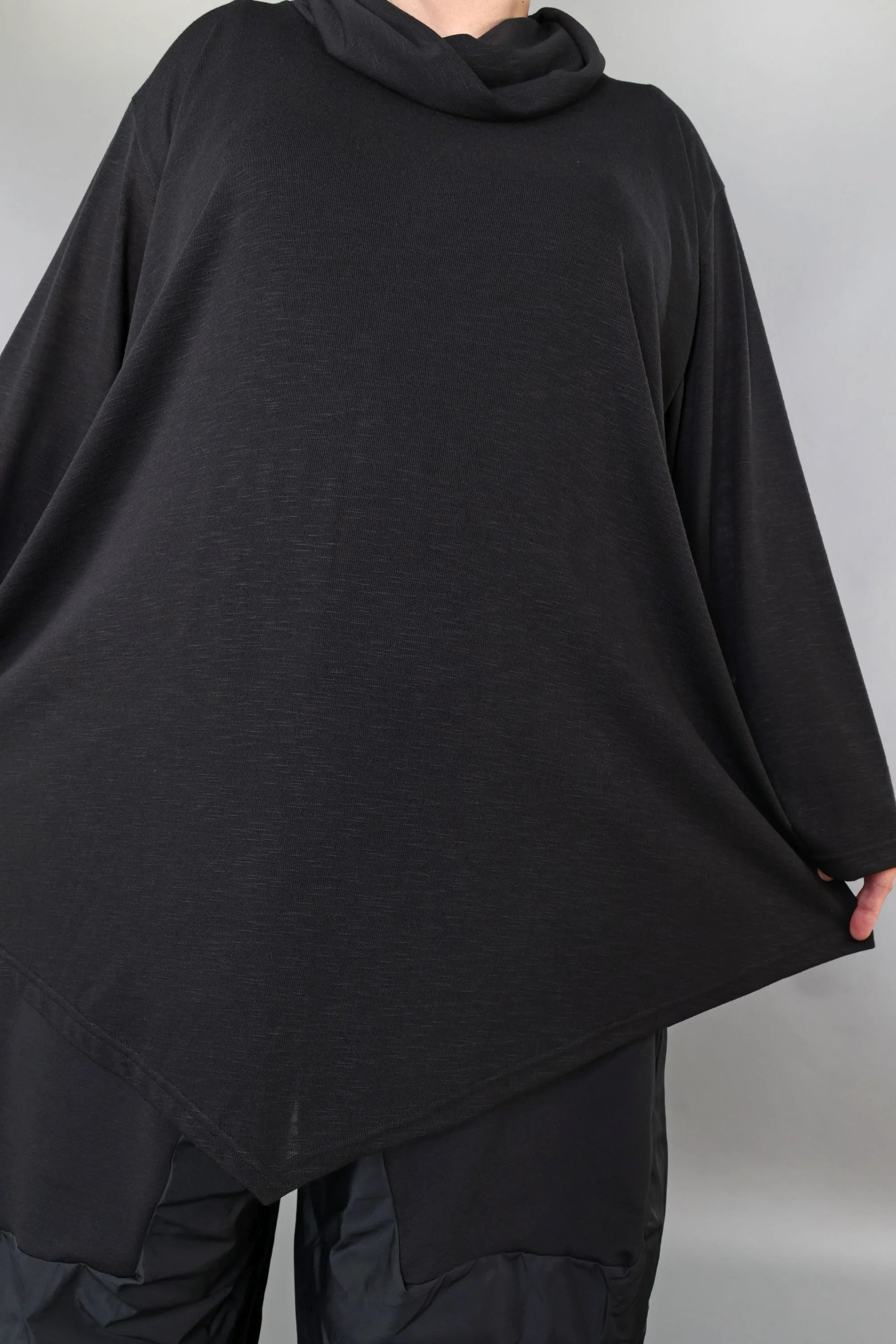  A-Form Bigshirt von AKH Premium aus Viskose, P1008.0516, Schwarz, Ausgefallen, Zeitlos