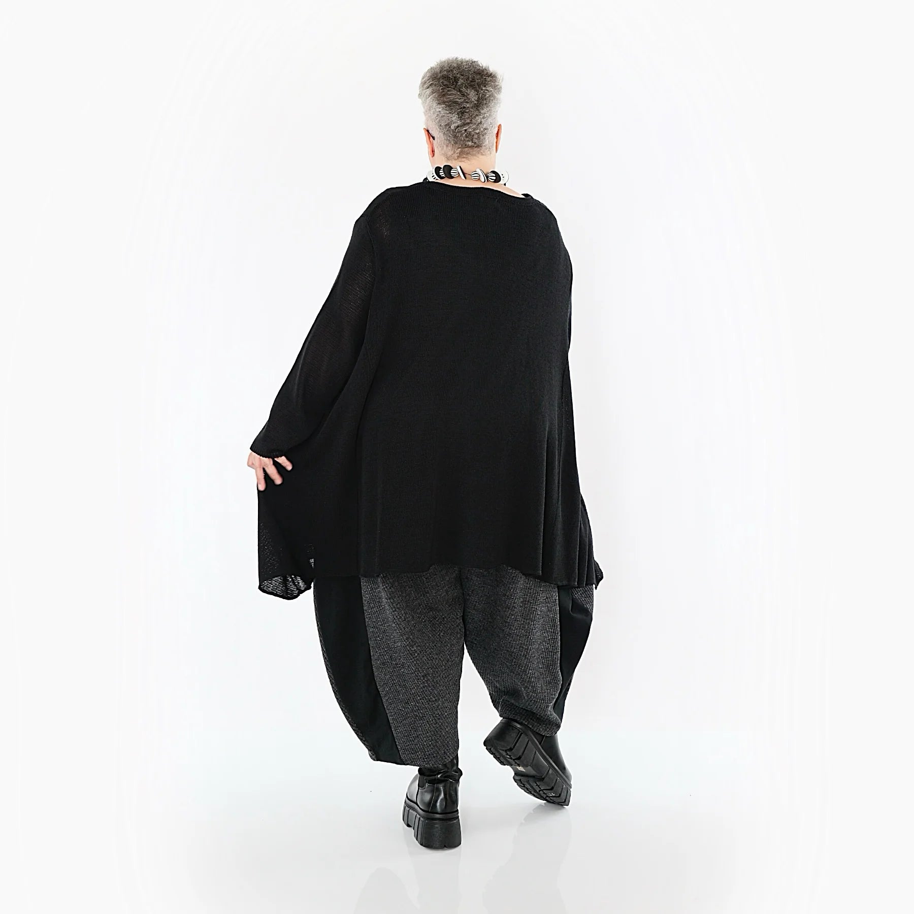  A-Form Bigshirt von AKH Premium aus Baumwolle, P1009.2542, Schwarz, Ausgefallen, Zeitlos