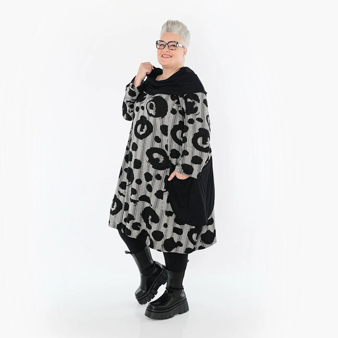  Ballonkleid von AKH Premium aus Viskose, P1013.7139, Schwarz/Weiß, Streifen, Ausgefallen