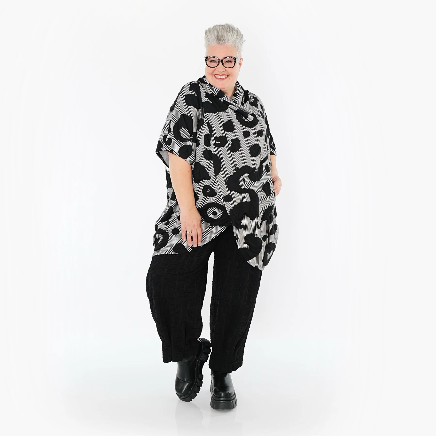  Ballon Überwurf von AKH Premium aus Viskose, P1013.7141, Schwarz/Weiß, Streifen, Schick