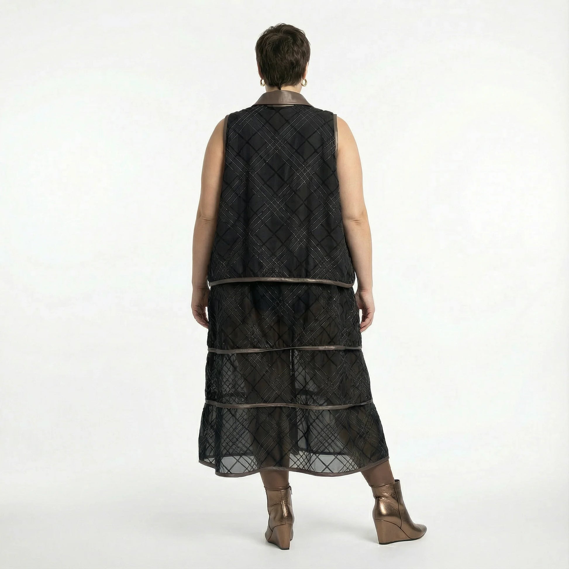  A-Form Weste von AKH Premium aus Materialmix, P1028.7120, Schwarz-Braun, Ausgefallen