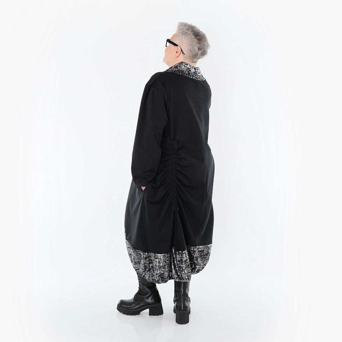  Ballonkleid von AKH Premium aus Viskose, P107156, Schwarz/Silber, Pinselstrich, Schick