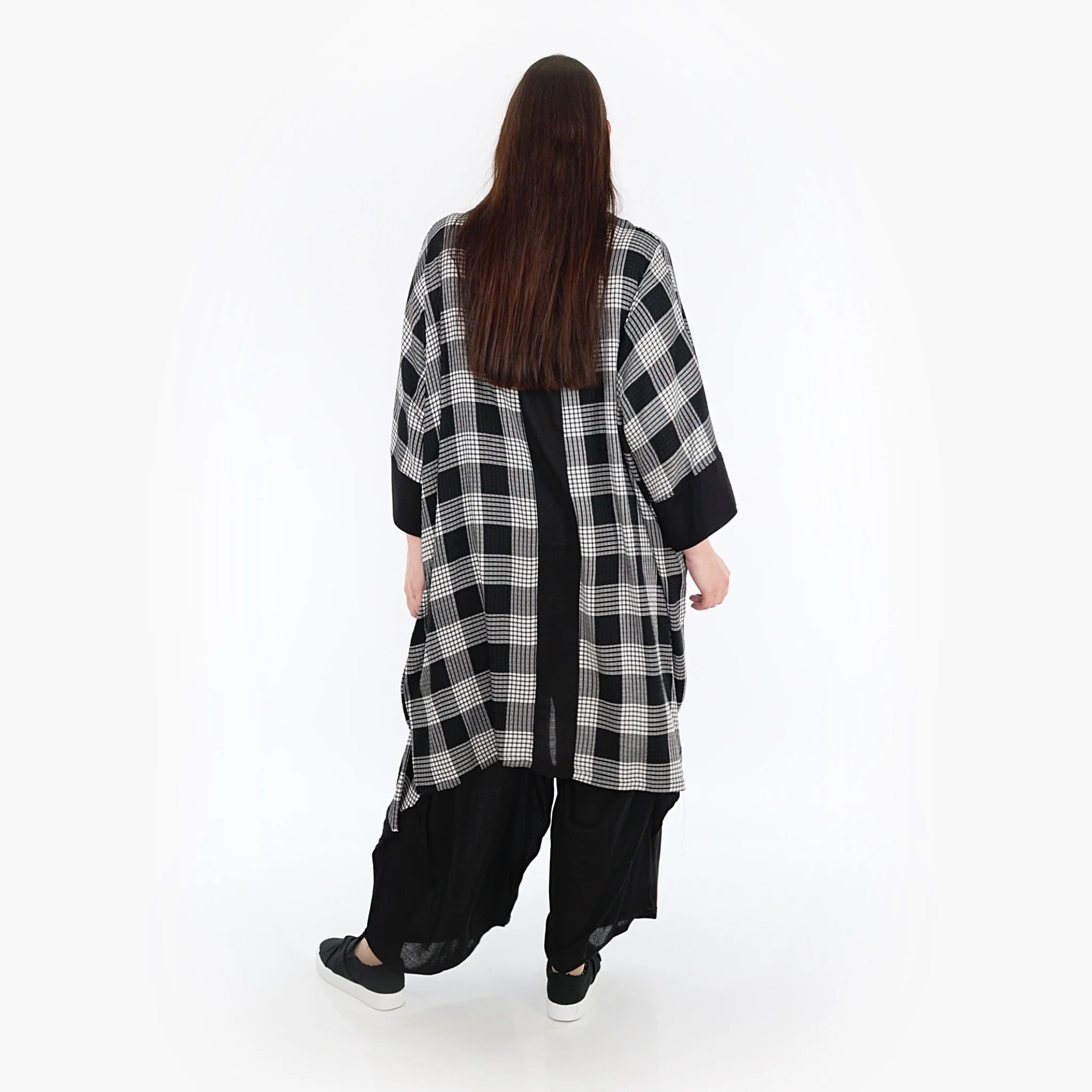  AKH Fashion Bigshirt in kastiger Form, aus Viskose, 1269.06925, Grau-Weiß-Schwarz, Schick