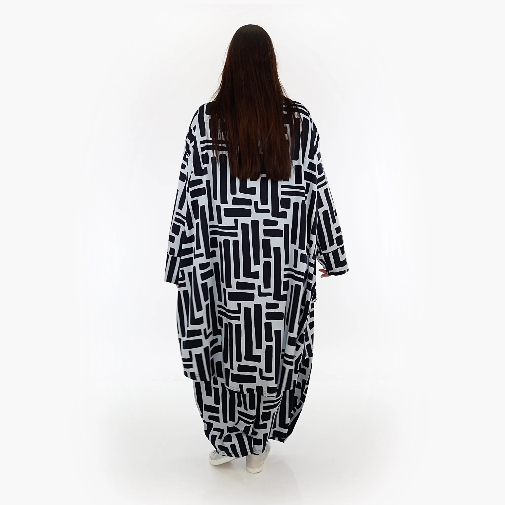  AKH Fashion Mantel in Vokuhila-Form, aus Viskose, 1318.02276, Marine-Hellblau, Schick