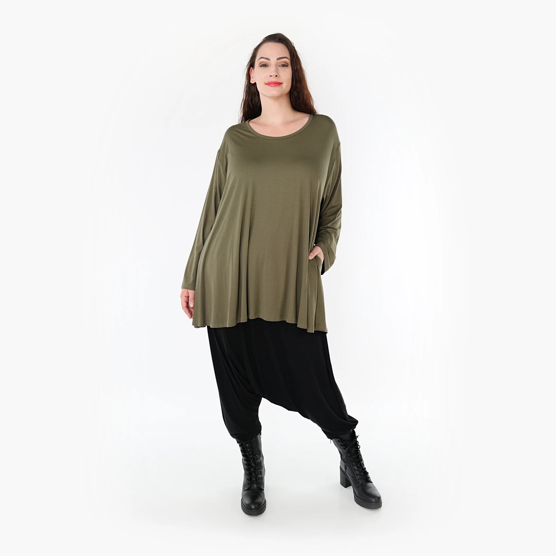 Shirt von AKH Fashion aus Viskose in Glocken-Form, 1233.1892L, Olive, Unifarben, Schick