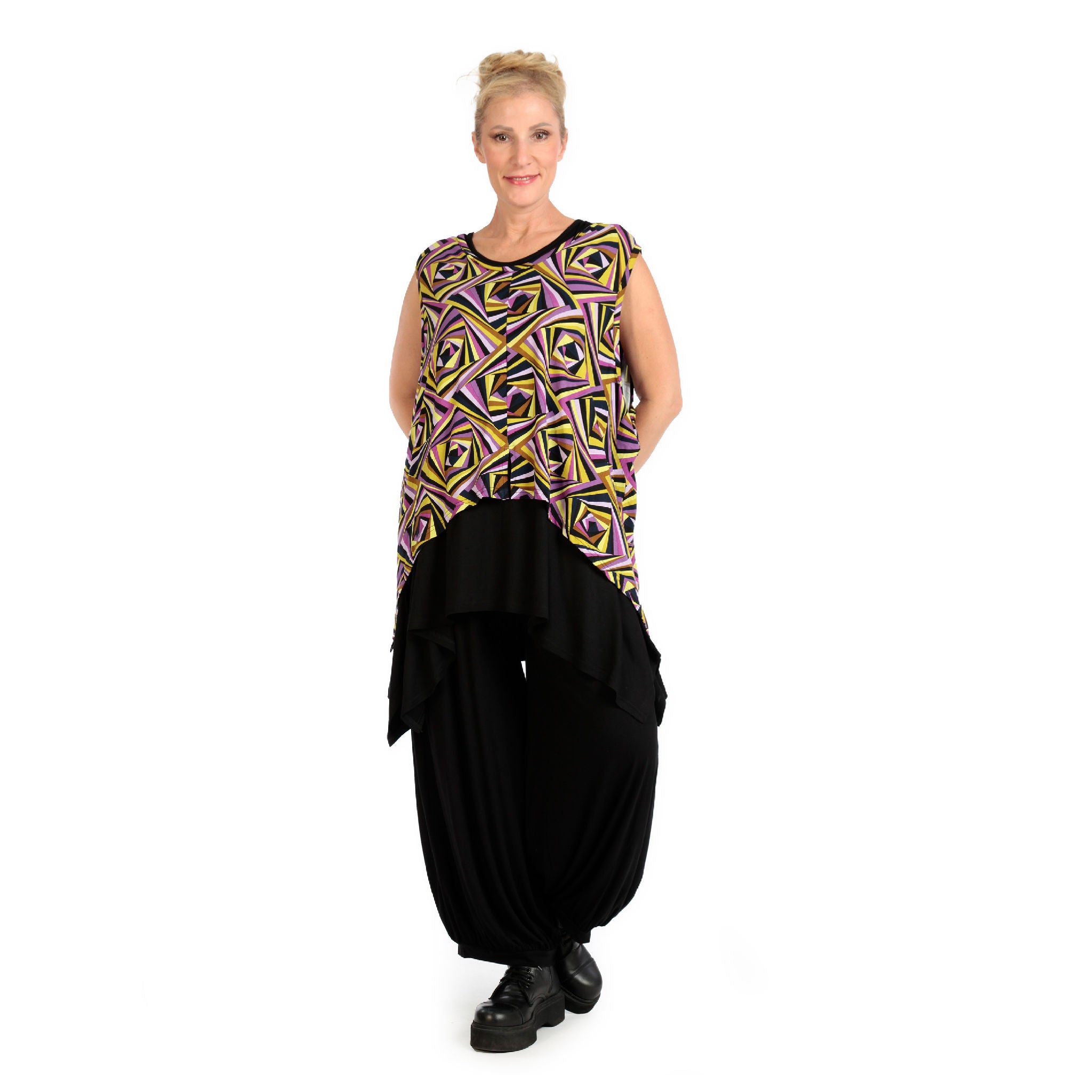  Zipfel Top von AKH Fashion aus Viskose, 1123.00428, Lila-Gelb-Flieder, Grafik, Schick