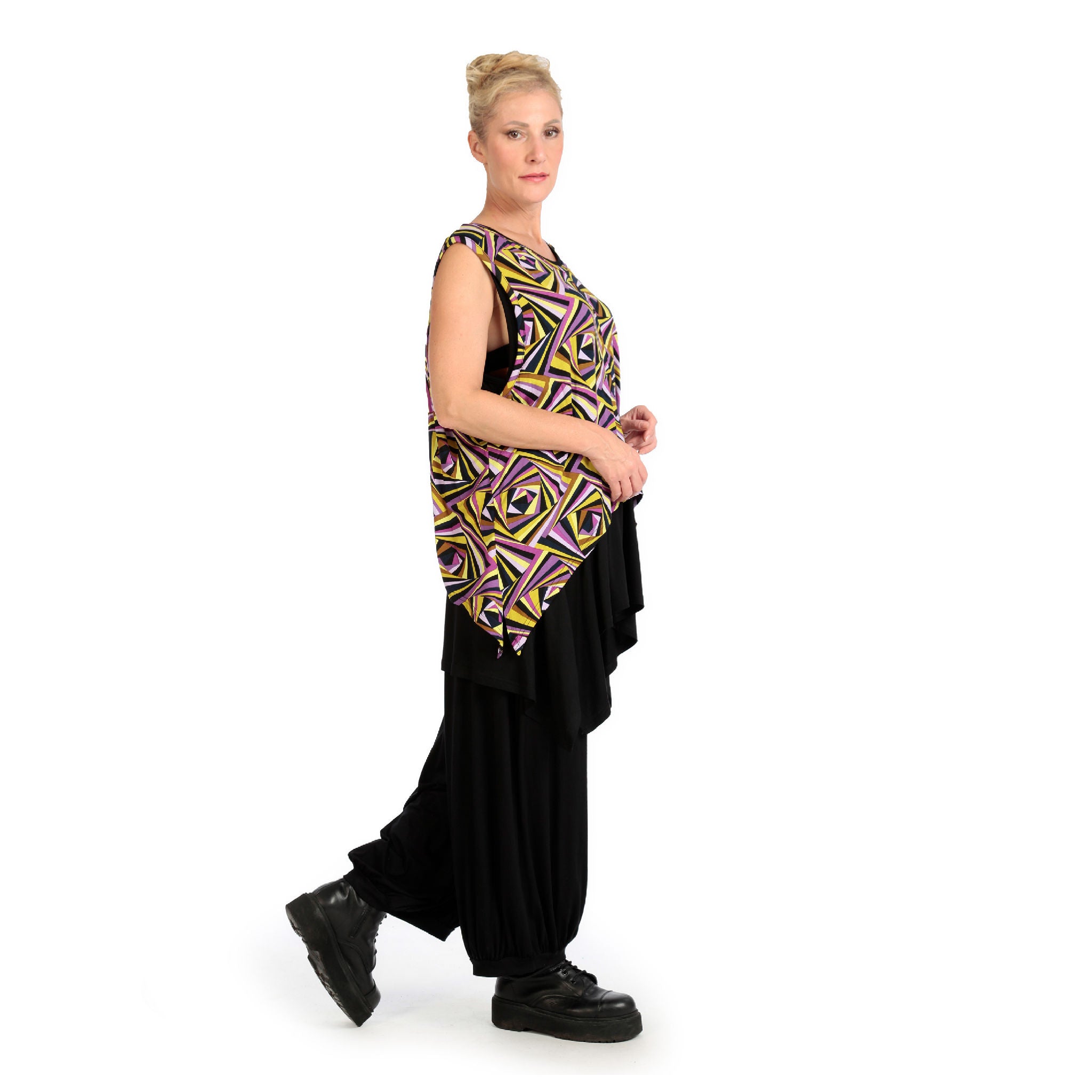  Zipfel Top von AKH Fashion aus Viskose, 1123.00428, Lila-Gelb-Flieder, Grafik, Schick