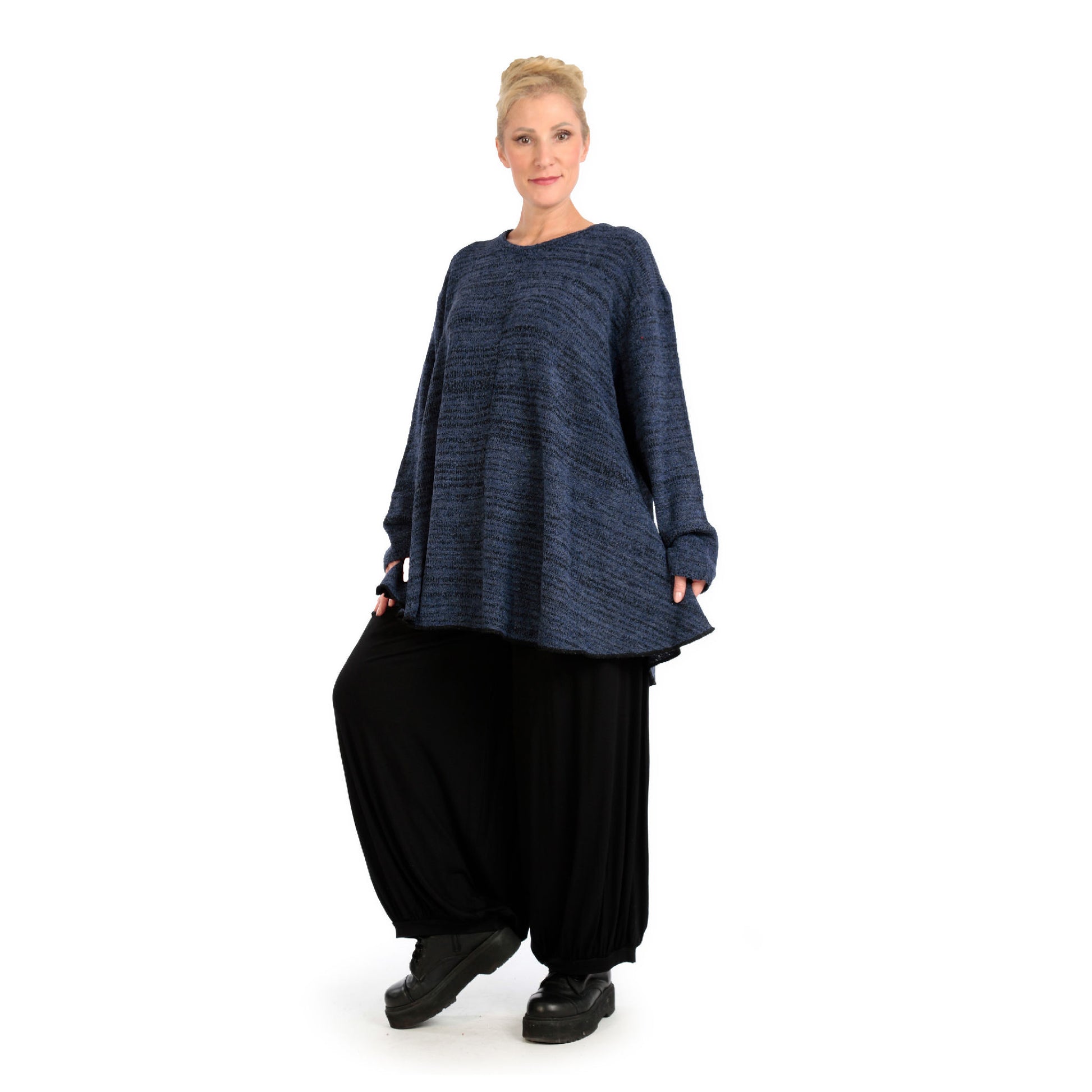  Shirt von AKH Fashion aus Materialmix in Glocken-Form, 1134.01892, Blau-Schwarz-Meliert