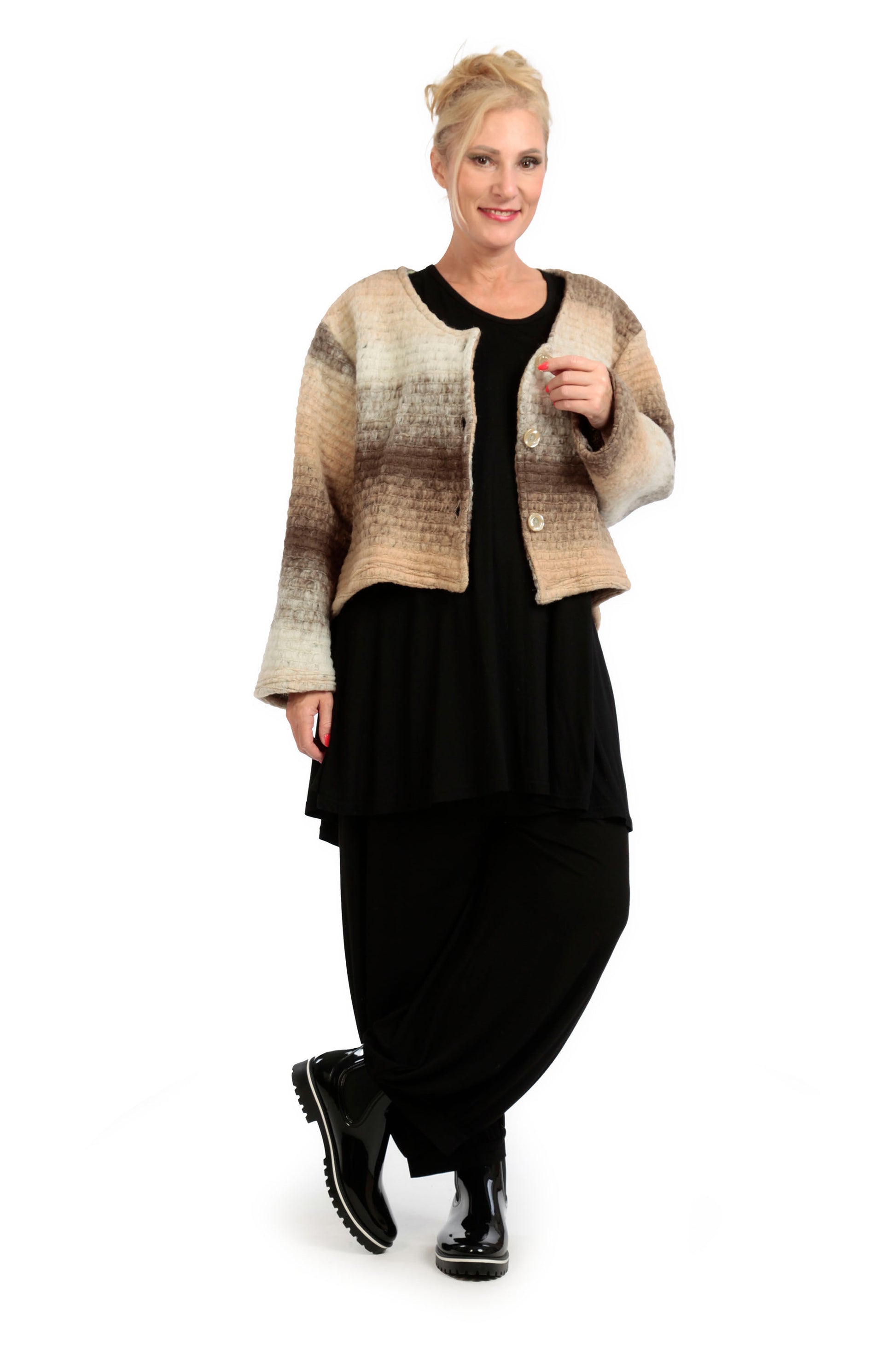  Elegante Plus Size Jacke mit kuscheligem Wolle-Polyester Mix im trendigen Lagenlook und Blockstreifen