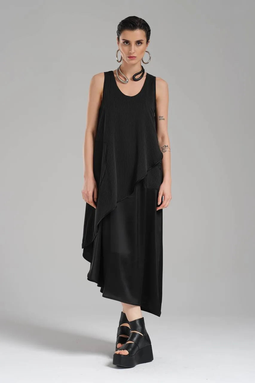  TW3 Kleid in asymmetrischer Form, aus Polyamid, 1202, Schwarz, Streifen, Ausgefallen