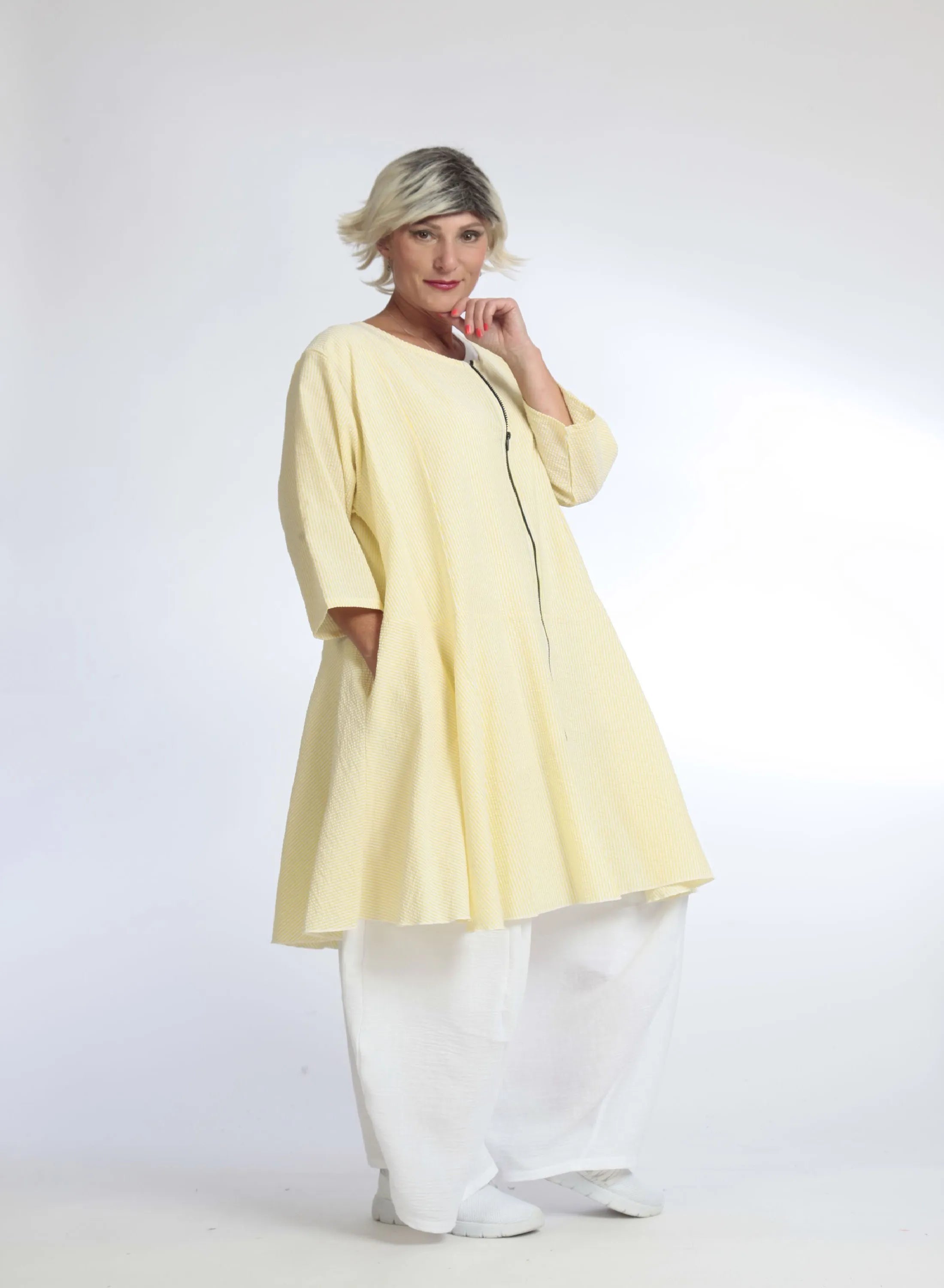  AKH Fashion Jacke in gerundeter Form, aus Baumwolle, 1058.06563, Gelb, Schick, Modern