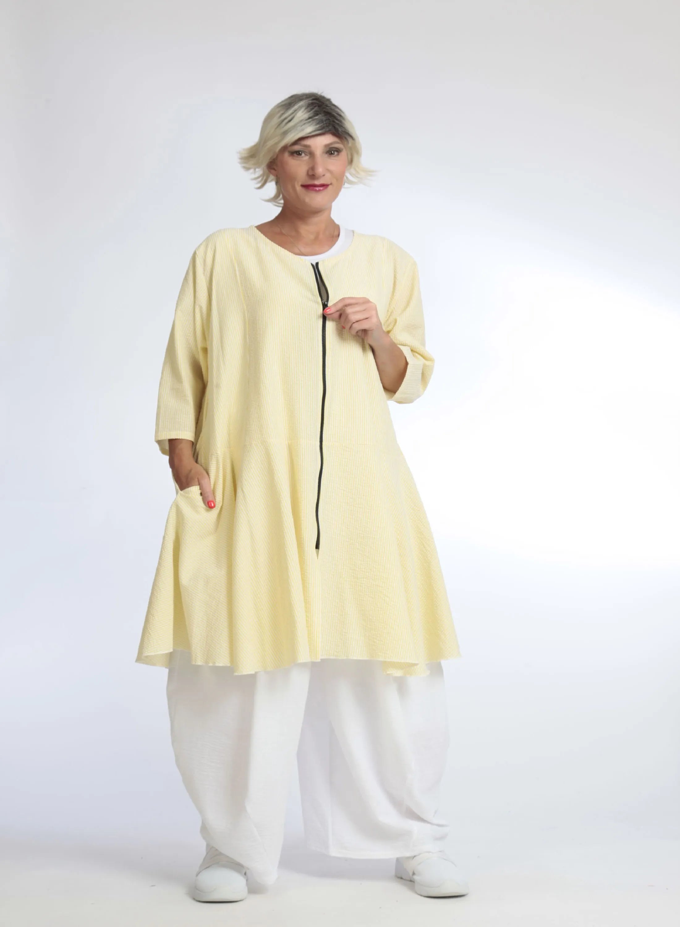  AKH Fashion Jacke in gerundeter Form, aus Baumwolle, 1058.06563, Gelb, Schick, Modern