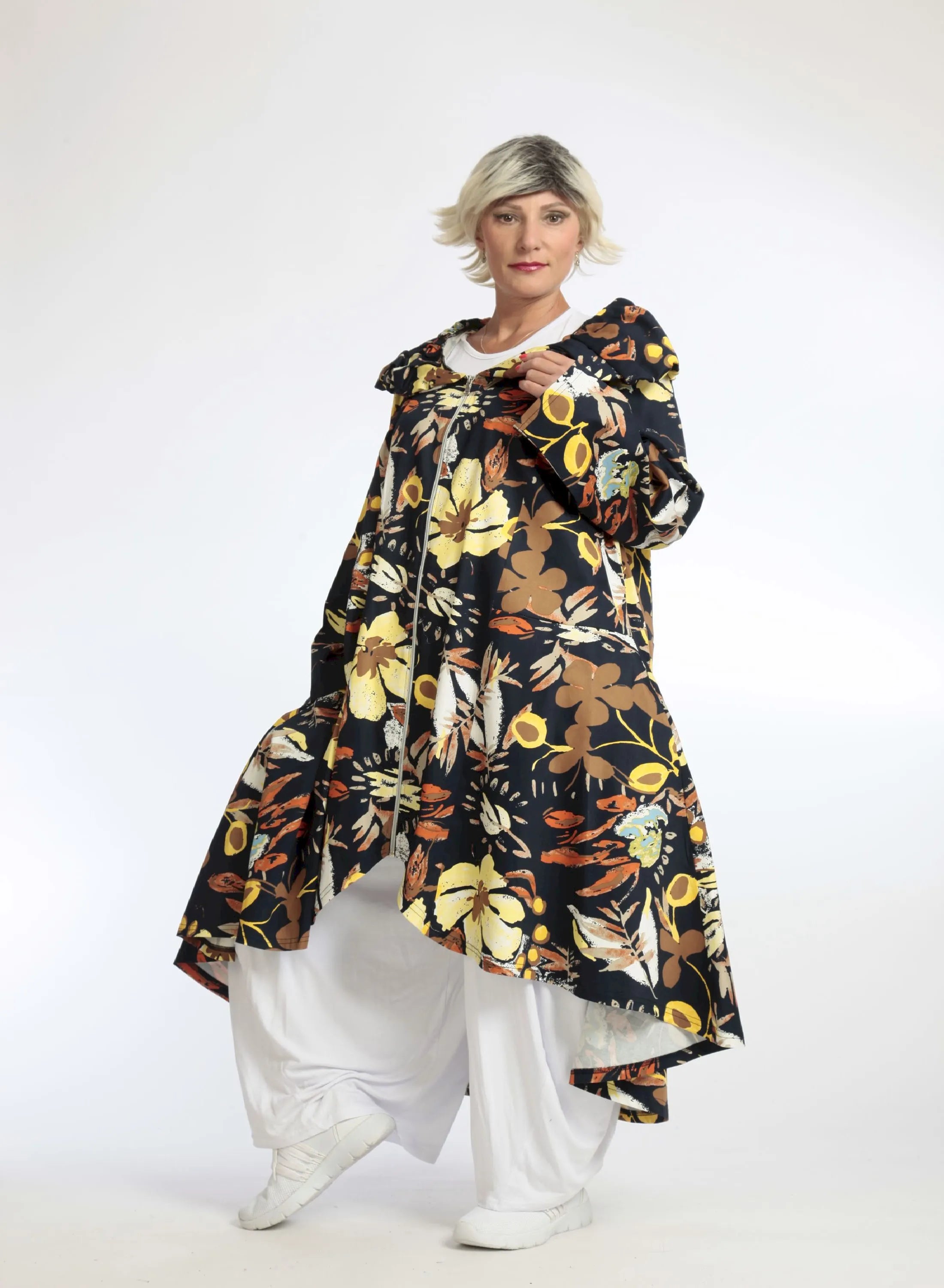  AKH Fashion Mantel in Vokuhila-Form, aus Baumwolle, 1059.01603, Dunkelblau, Blumen