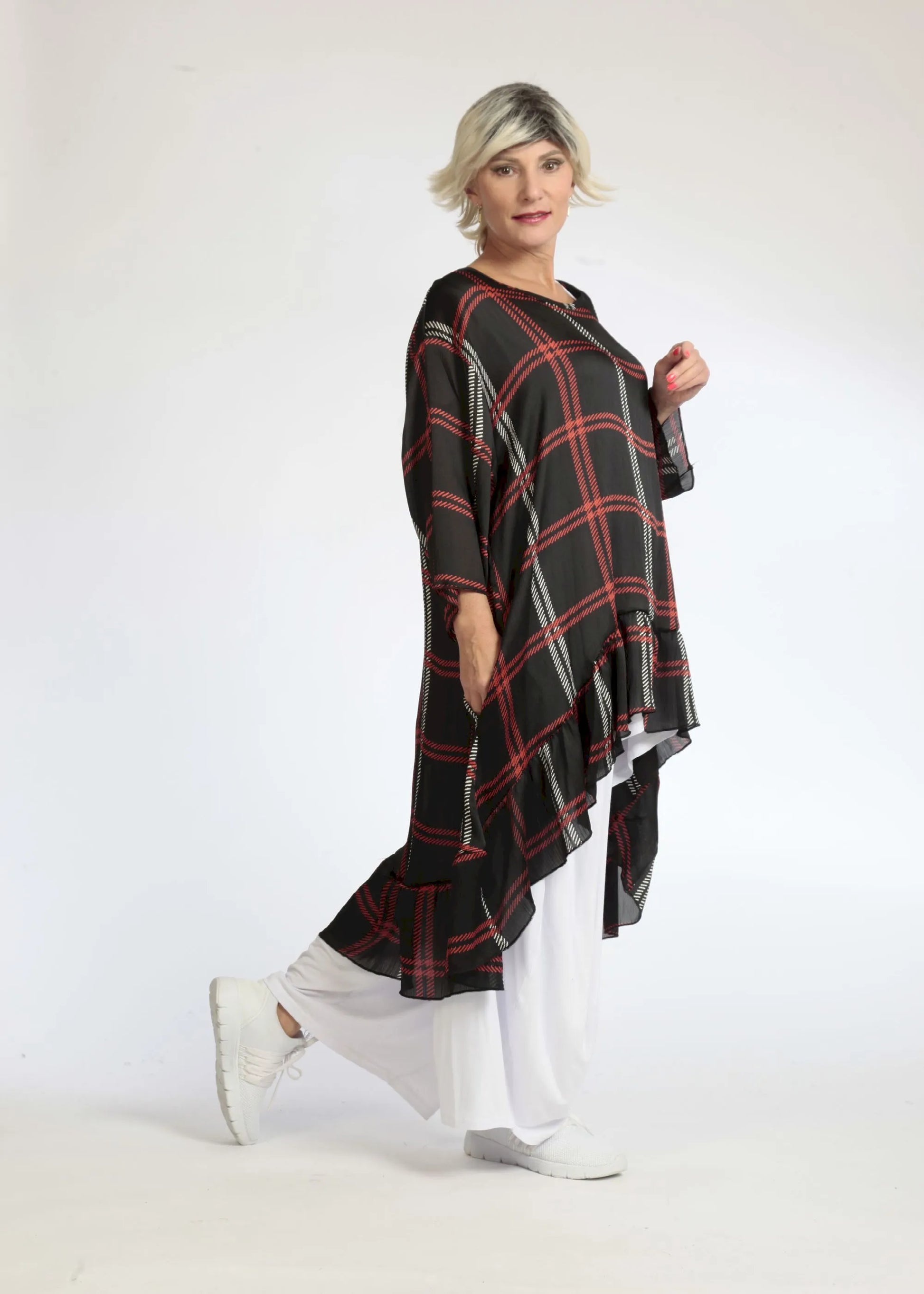  Bigshirt von AKH Fashion aus Polyester in Vokuhila-Form, 1073.06837, Schwarz-Rot, Ausgefallen