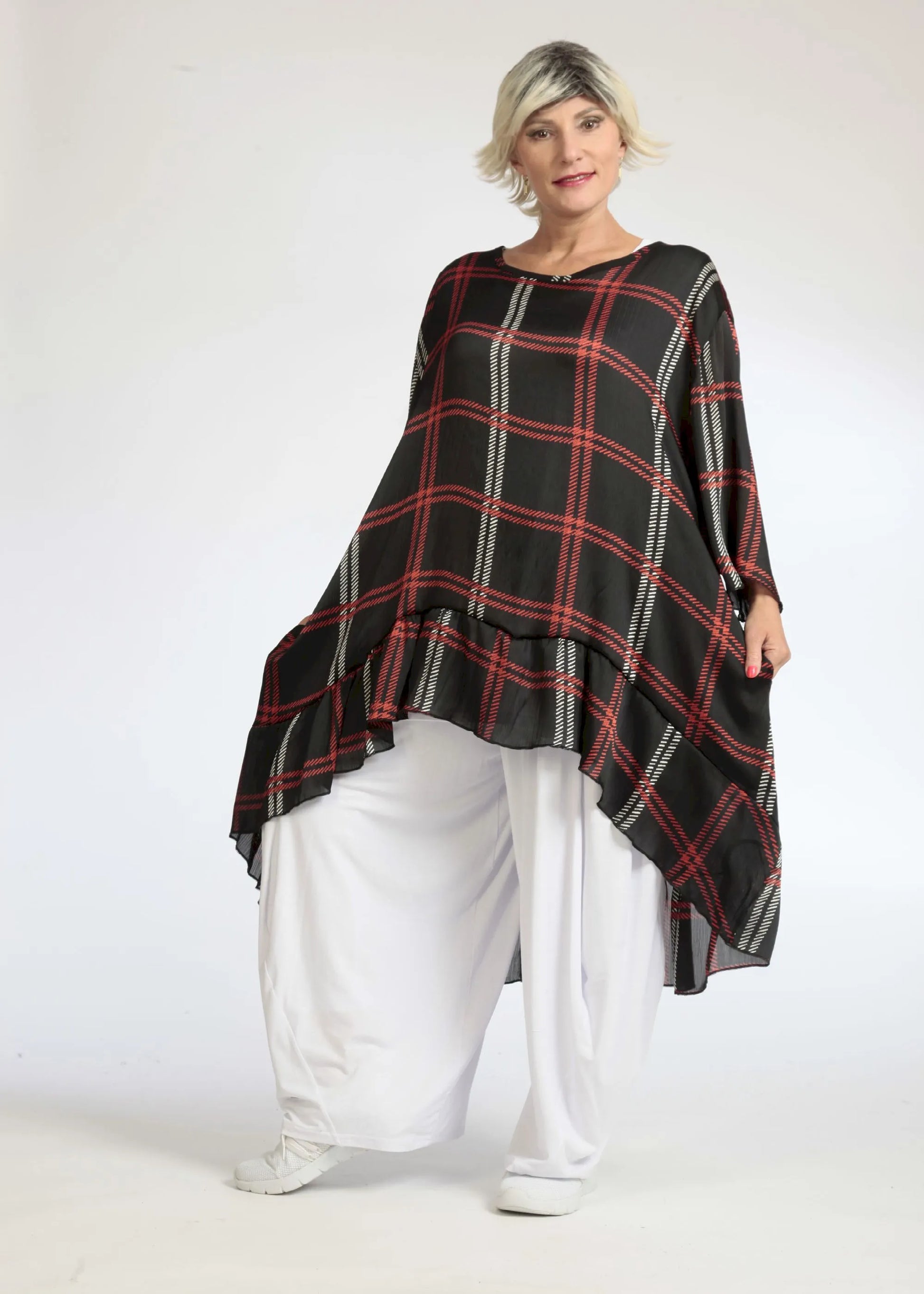  Bigshirt von AKH Fashion aus Polyester in Vokuhila-Form, 1073.06837, Schwarz-Rot, Ausgefallen