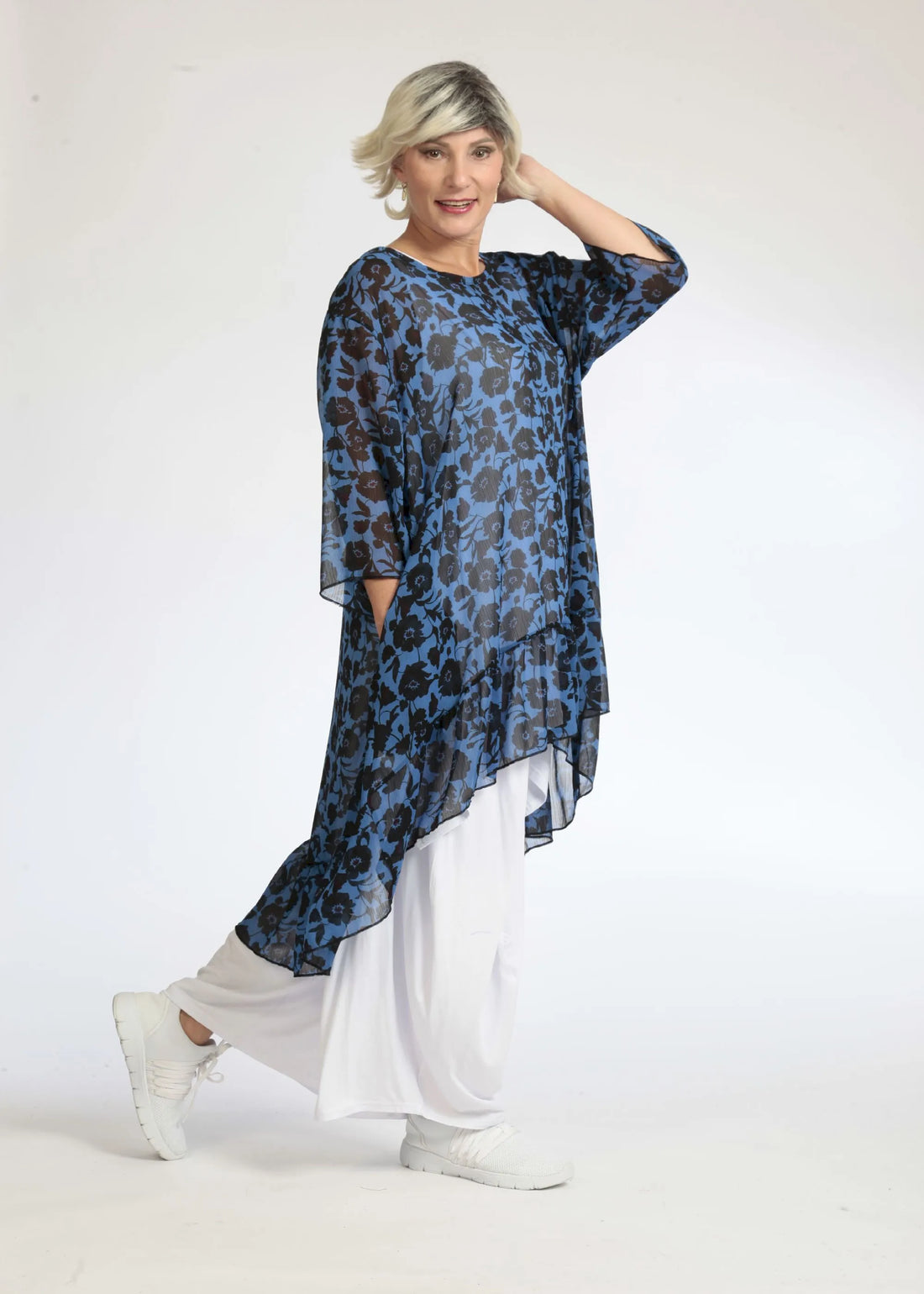  Bigshirt von AKH Fashion aus Polyester in Vokuhila-Form, 1074.06837, Blau-Schwarz, Schick