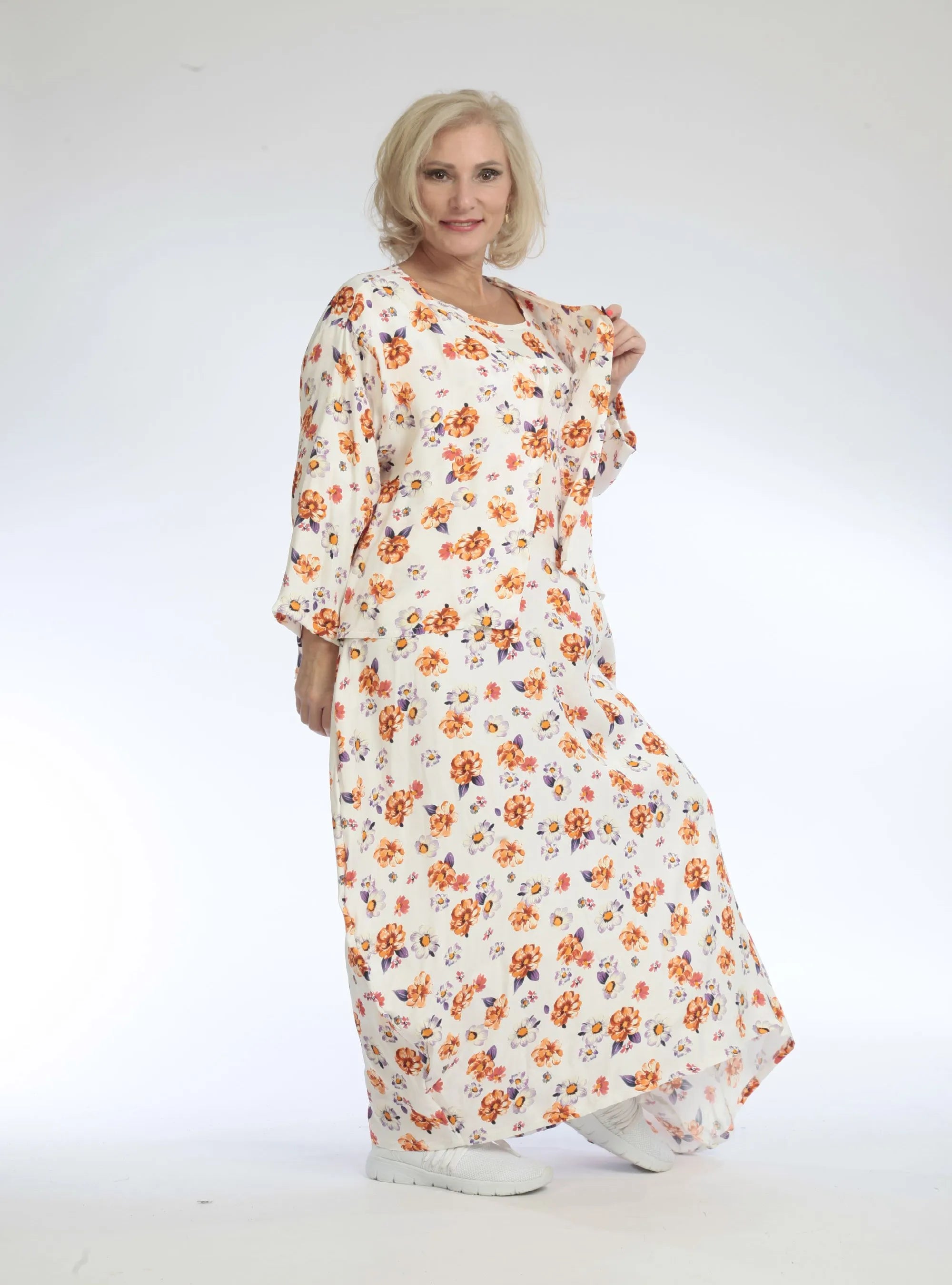  AKH Fashion Jacke in Vokuhila-Form, aus Viskose, 1103.00130, Orange, Blumen, Schick