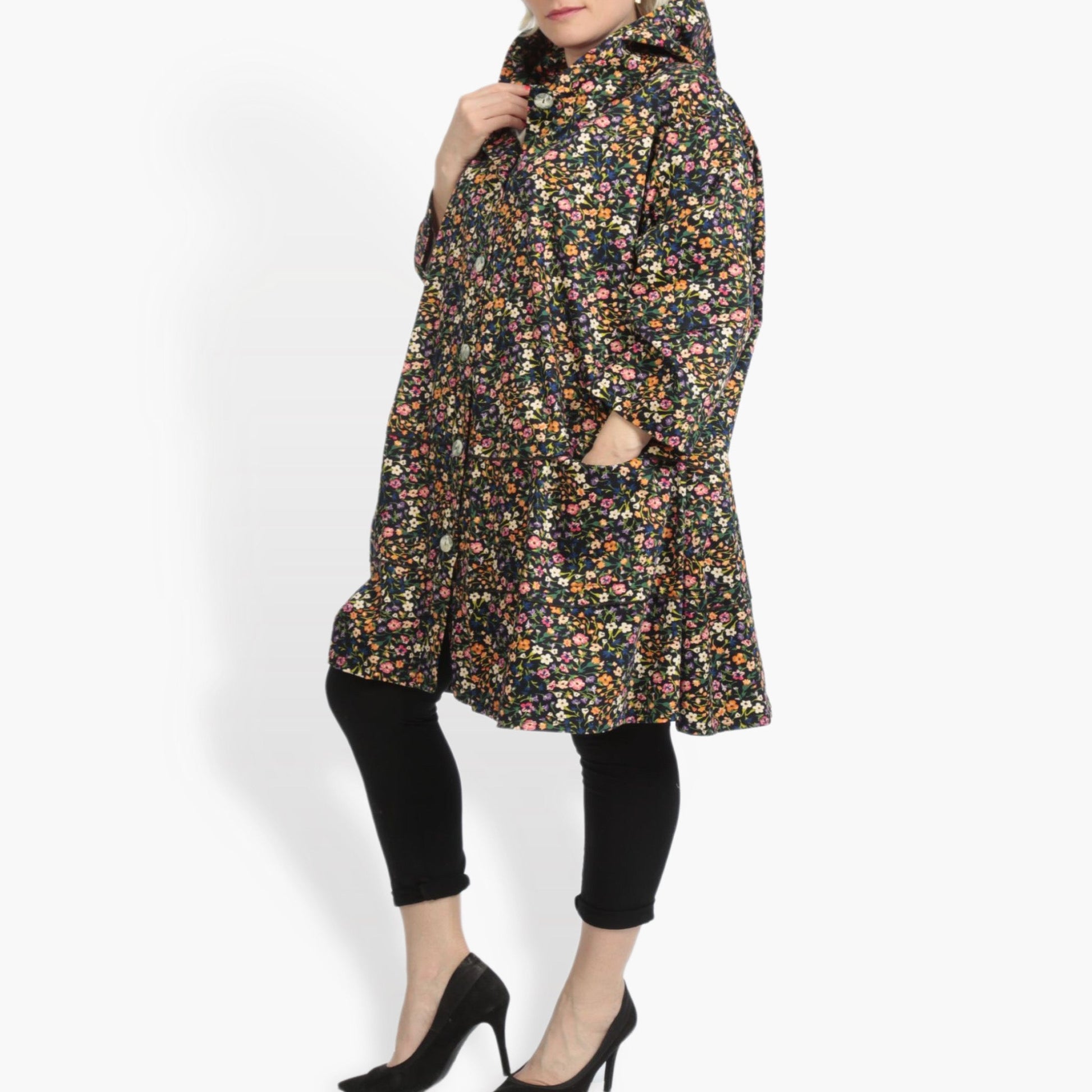  A-Form Jacke von AKH Fashion aus Viskose, 0836.02255, Schwarz-Multi, Blumen, Ausgefallen