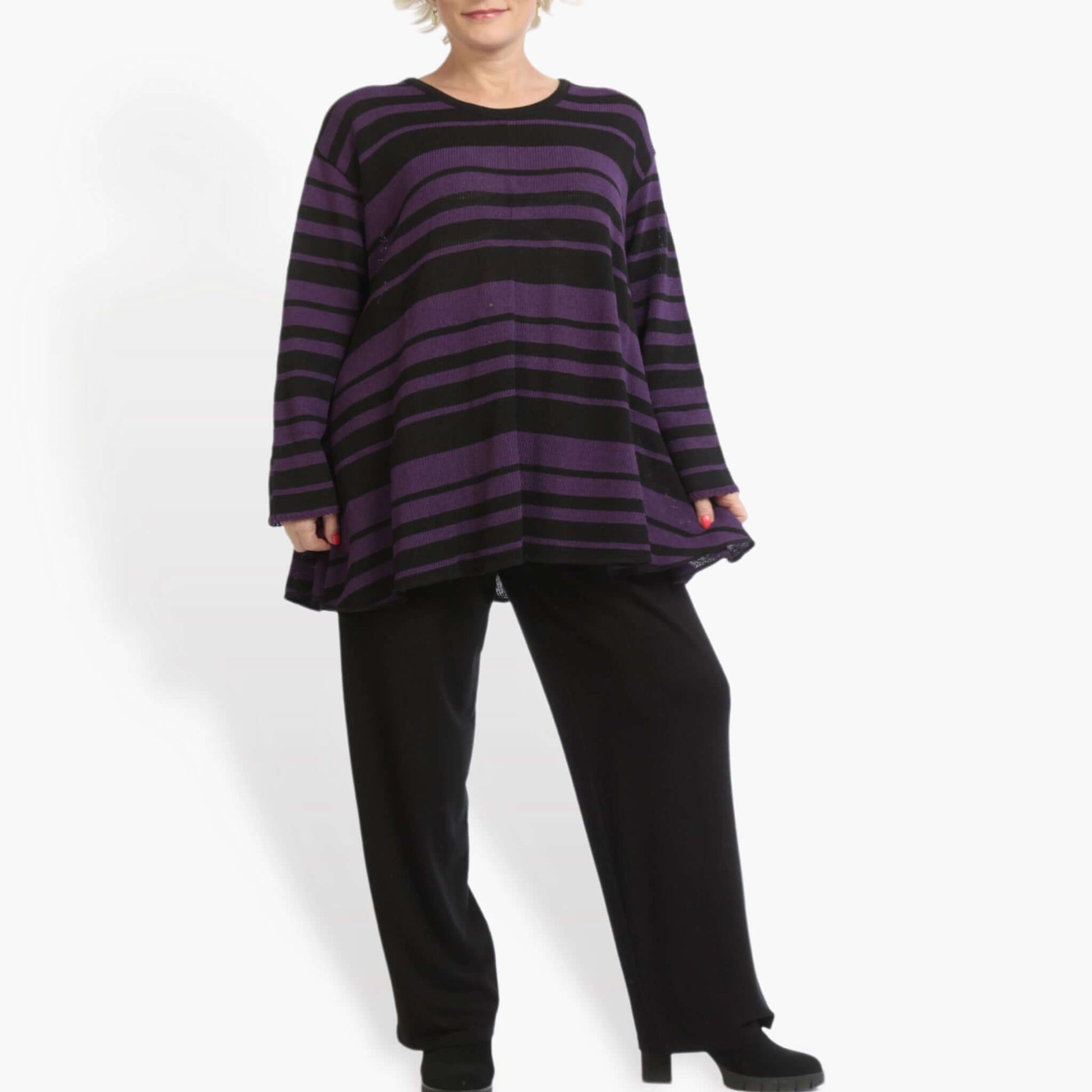  Pullover von AKH Fashion aus Baumwolle in Glocken-Form, 0878.01892, Schwarz-Lila, Schick